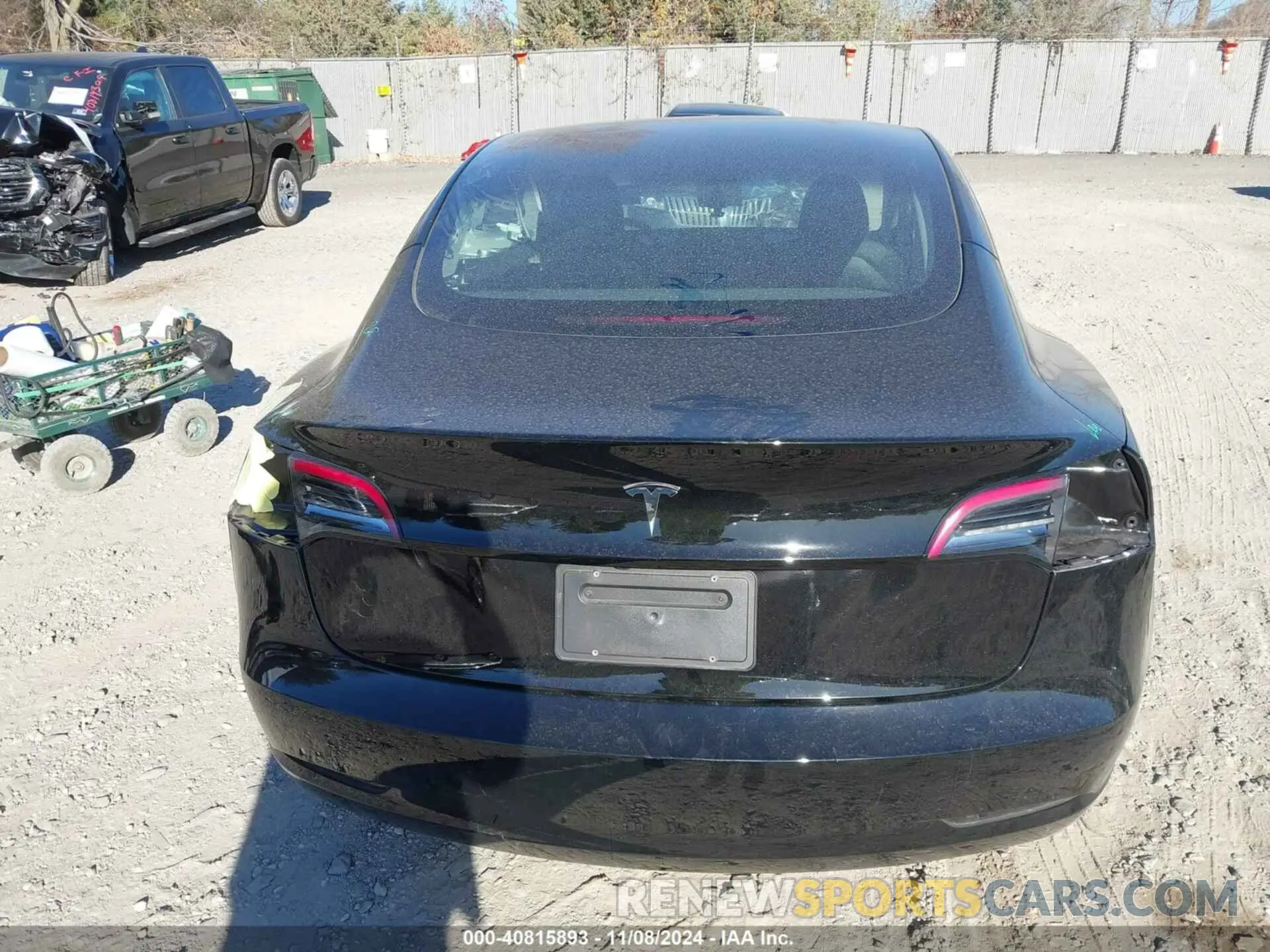 17 fotografías del automóvil dañado 5YJ3E1EA9PF675007 TESLA MODEL 3 2023