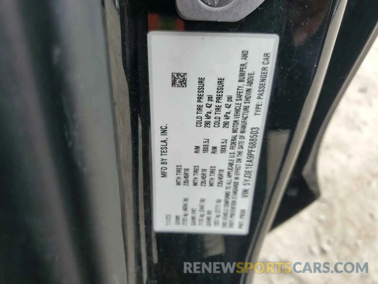 12 fotografías del automóvil dañado 5YJ3E1EA9PF688503 TESLA MODEL 3 2023
