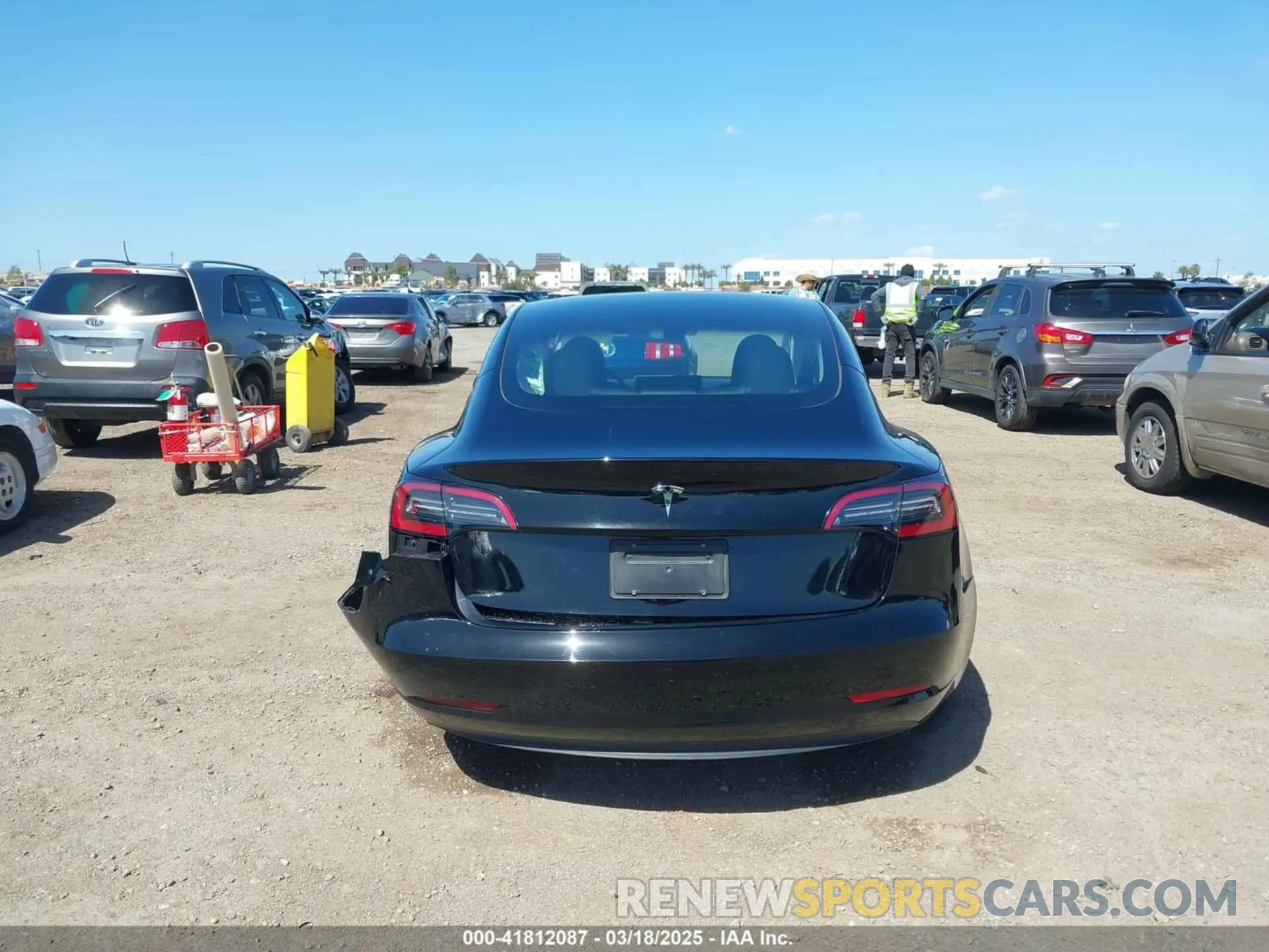 17 fotografías del automóvil dañado 5YJ3E1EA9PF706837 TESLA MODEL 3 2023
