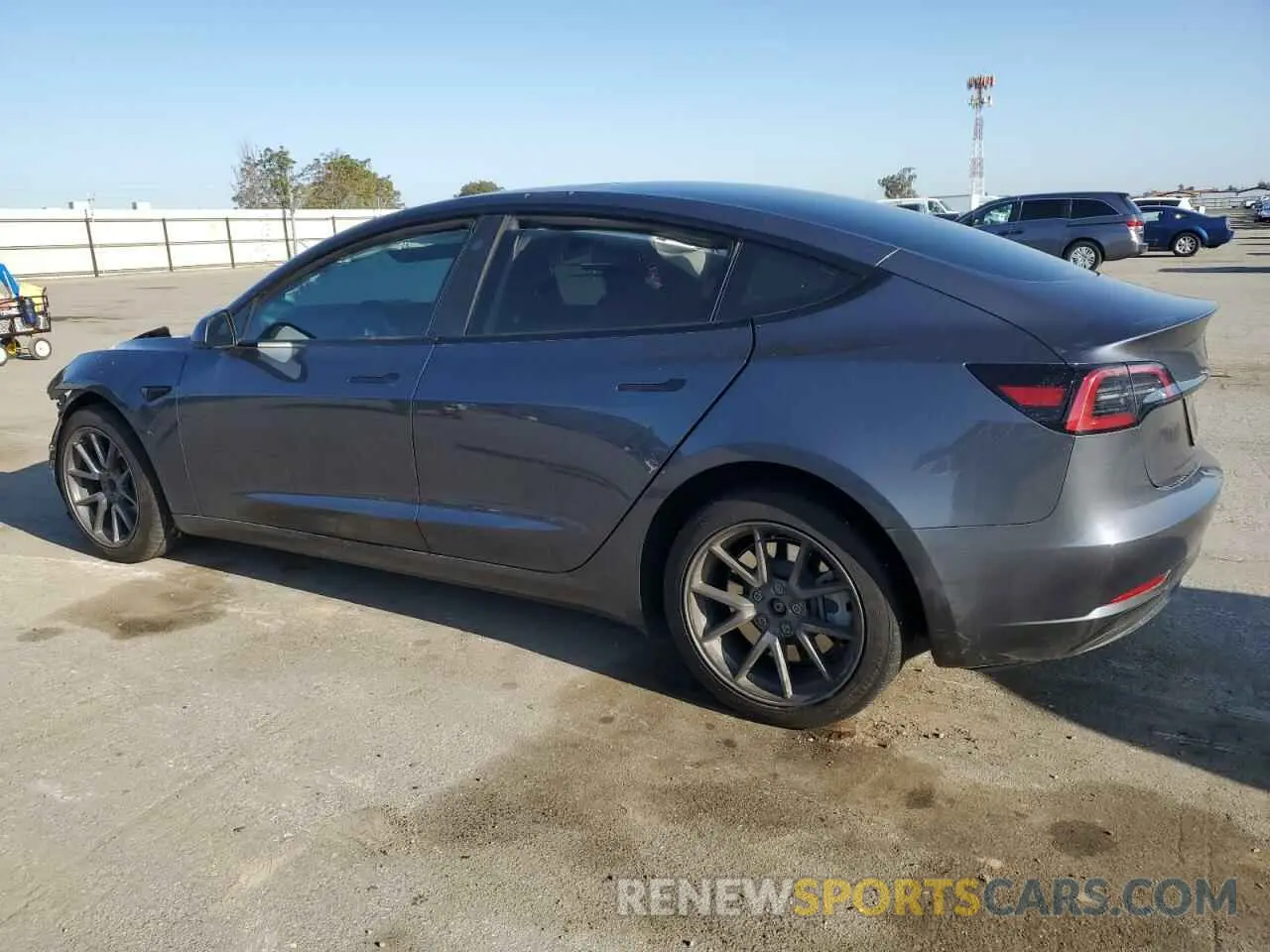 2 fotografías del automóvil dañado 5YJ3E1EA9PF714646 TESLA MODEL 3 2023