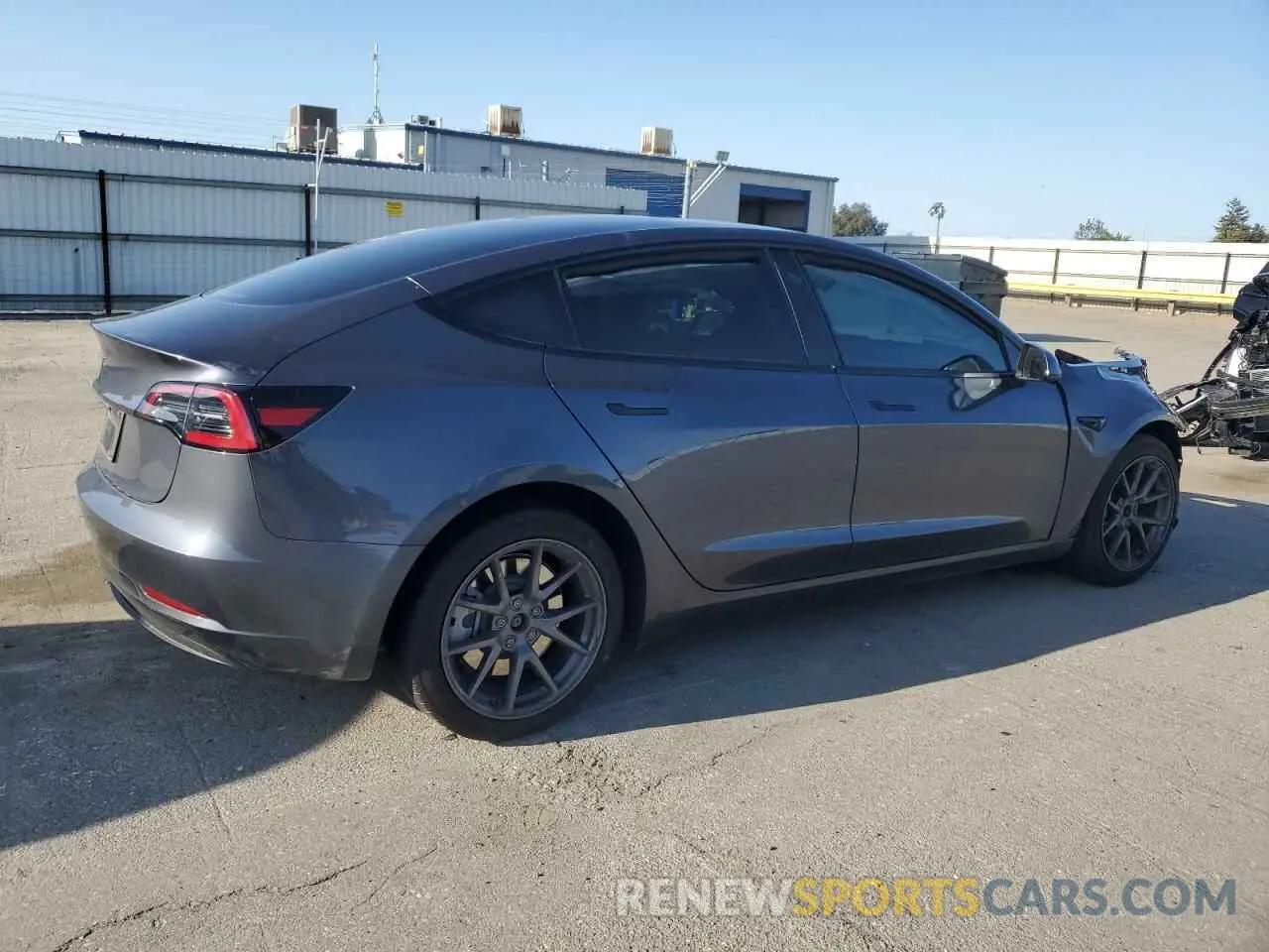 3 fotografías del automóvil dañado 5YJ3E1EA9PF714646 TESLA MODEL 3 2023
