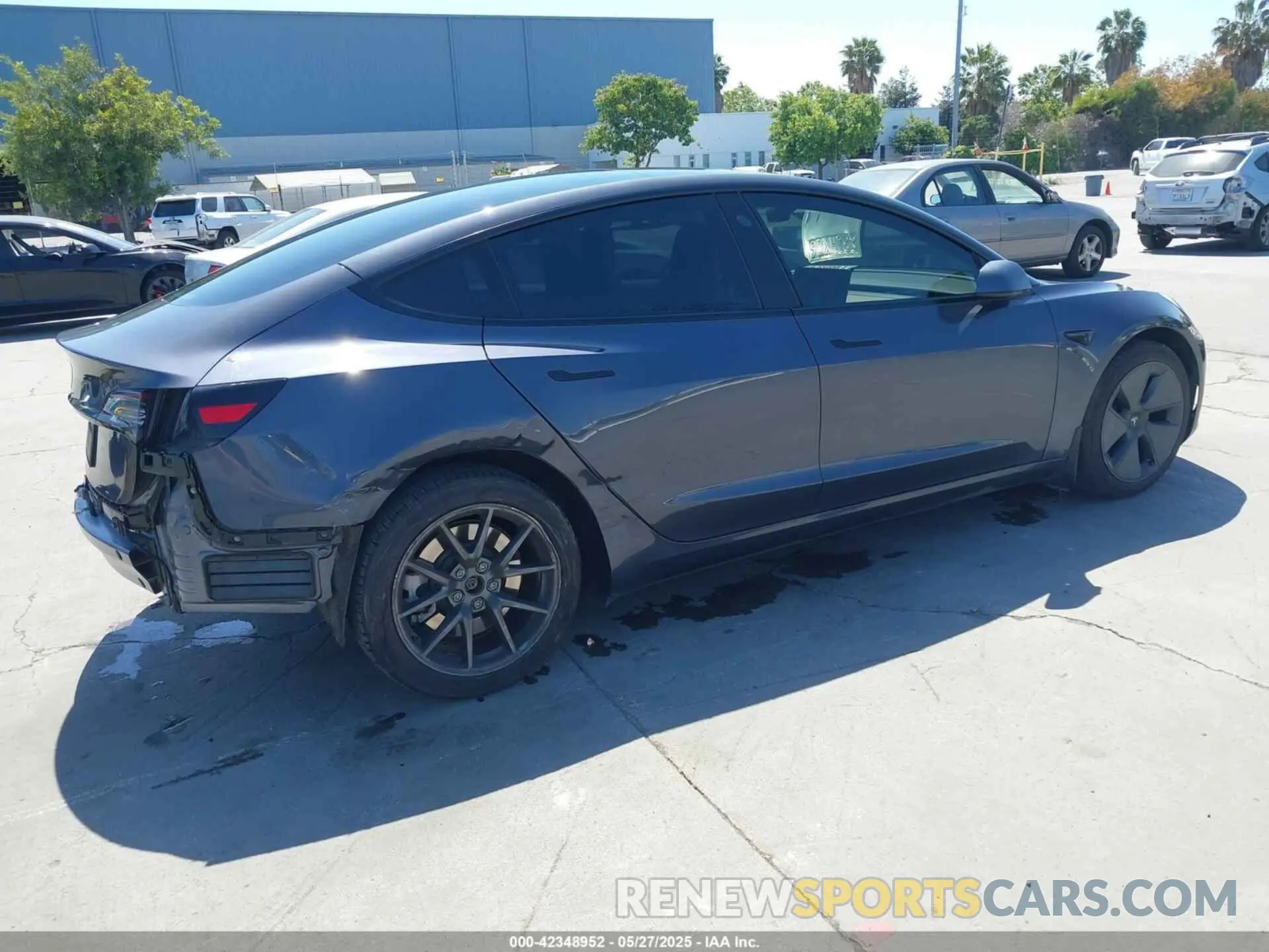 4 fotografías del automóvil dañado 5YJ3E1EAXPF405588 TESLA MODEL 3 2023