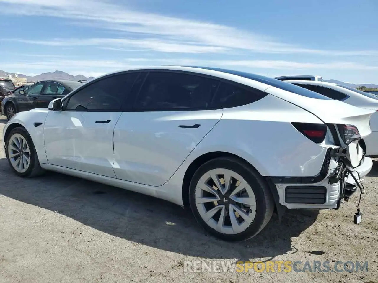 2 fotografías del automóvil dañado 5YJ3E1EAXPF420320 TESLA MODEL 3 2023