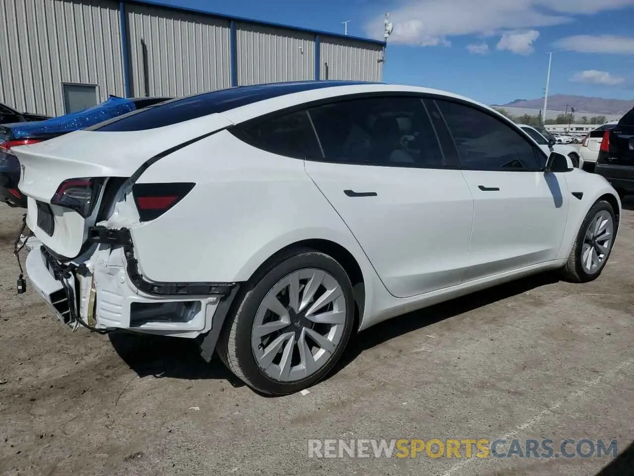 3 fotografías del automóvil dañado 5YJ3E1EAXPF420320 TESLA MODEL 3 2023