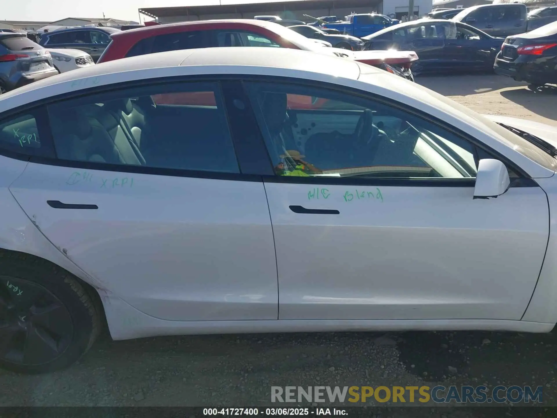 13 fotografías del automóvil dañado 5YJ3E1EAXPF436212 TESLA MODEL 3 2023