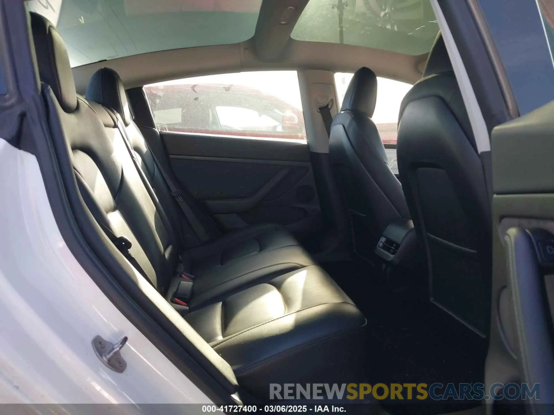 8 fotografías del automóvil dañado 5YJ3E1EAXPF436212 TESLA MODEL 3 2023