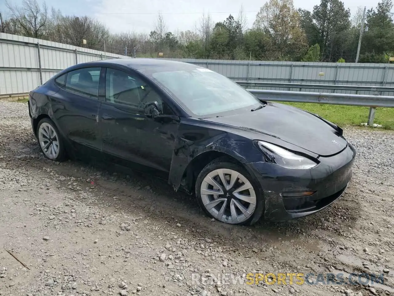 4 fotografías del automóvil dañado 5YJ3E1EAXPF438011 TESLA MODEL 3 2023