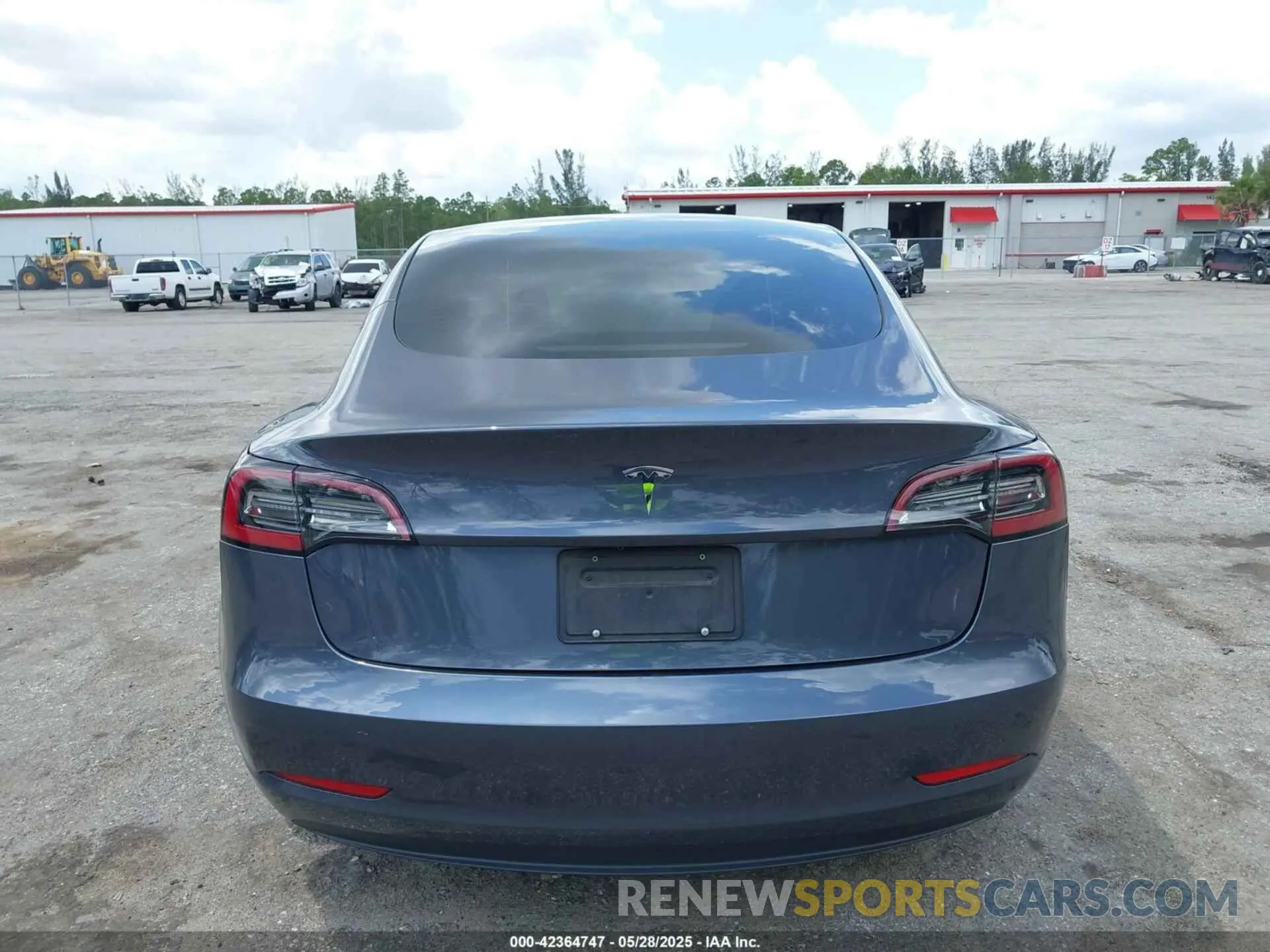 15 fotografías del automóvil dañado 5YJ3E1EAXPF453060 TESLA MODEL 3 2023