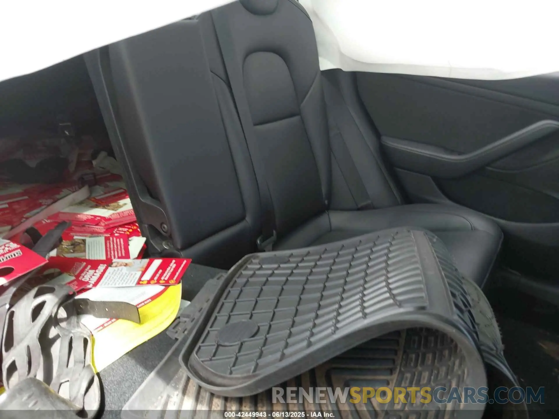 8 fotografías del automóvil dañado 5YJ3E1EAXPF453415 TESLA MODEL 3 2023