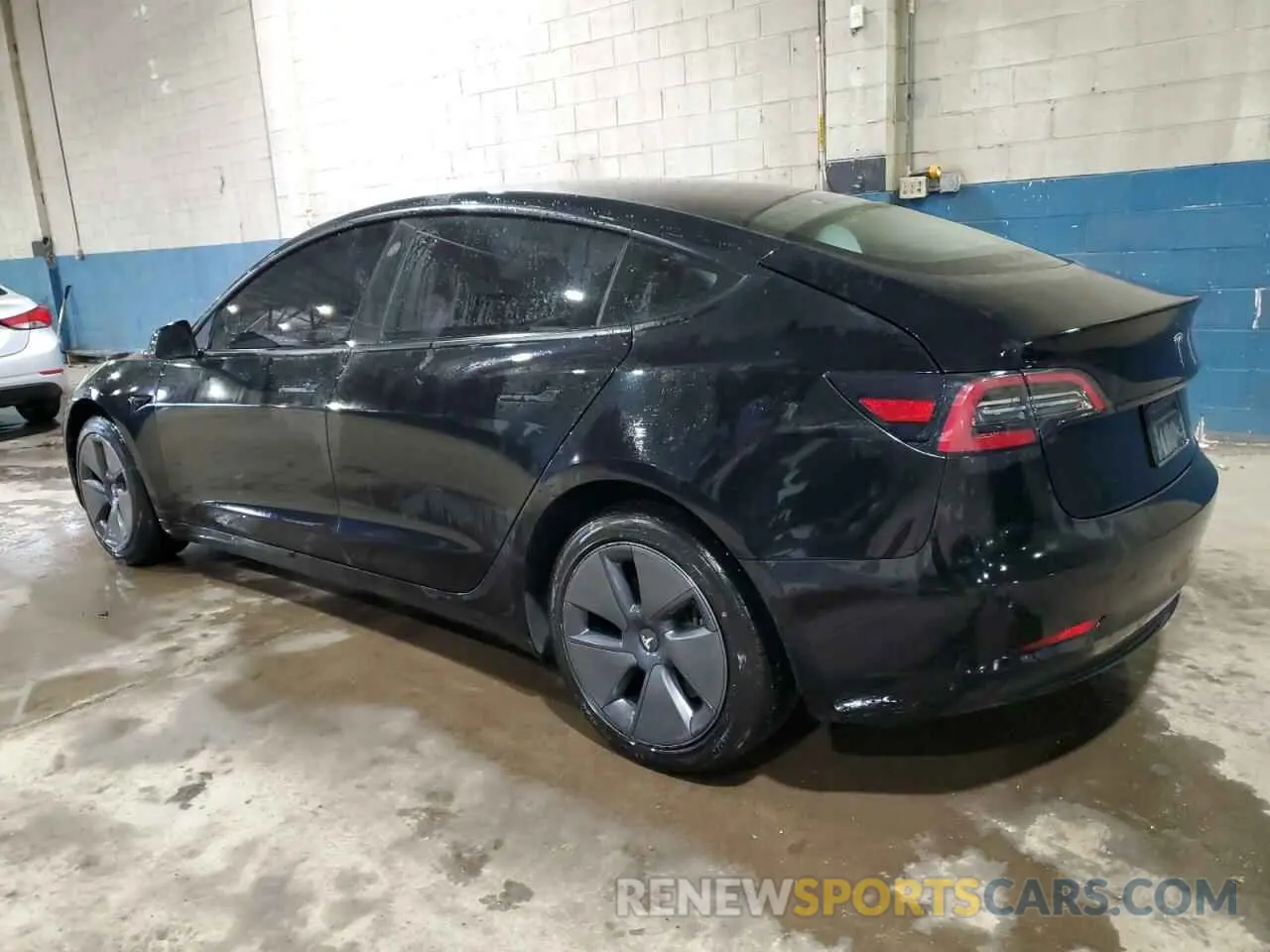 2 fotografías del automóvil dañado 5YJ3E1EAXPF507571 TESLA MODEL 3 2023