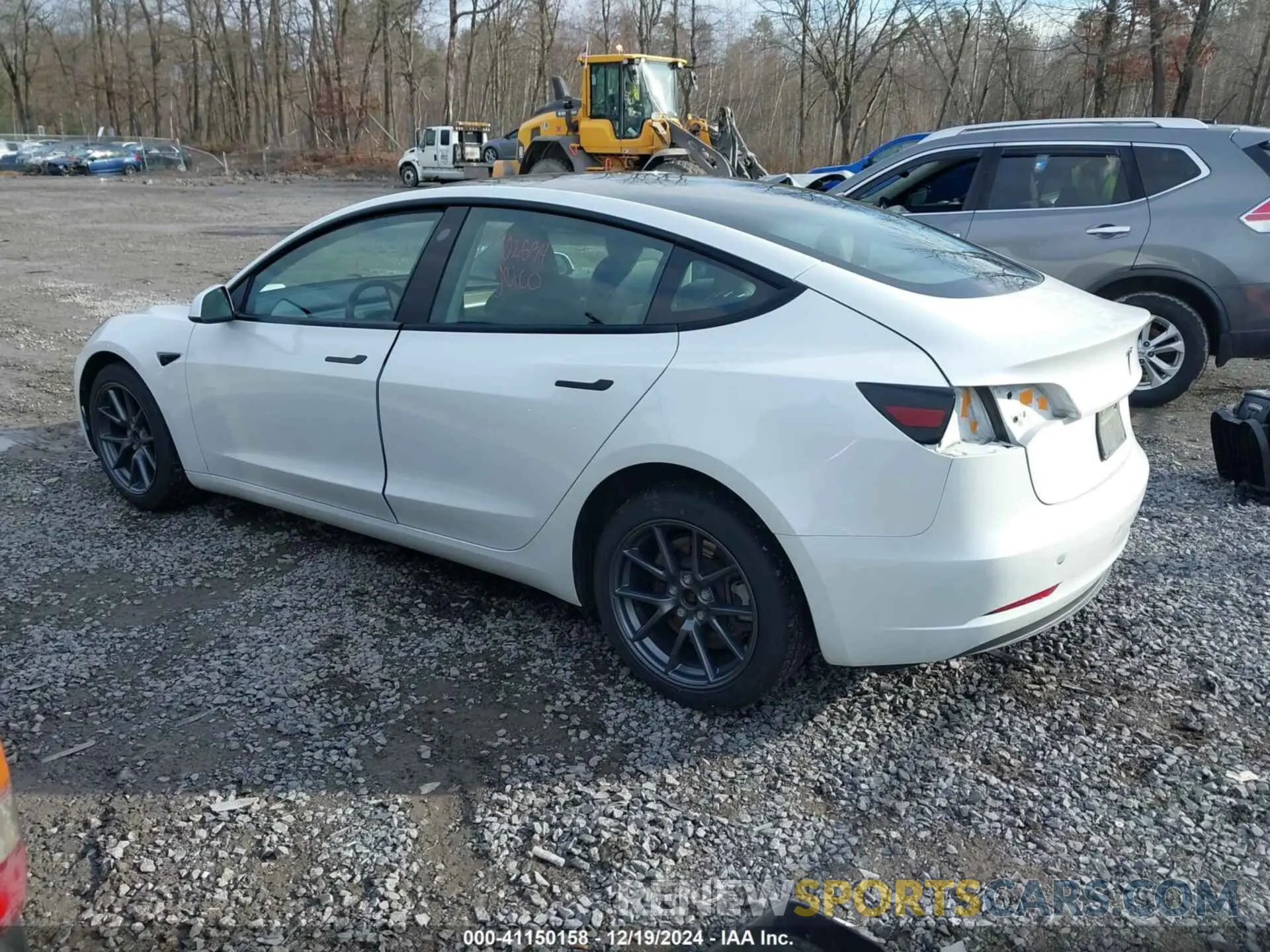 3 fotografías del automóvil dañado 5YJ3E1EAXPF543227 TESLA MODEL 3 2023
