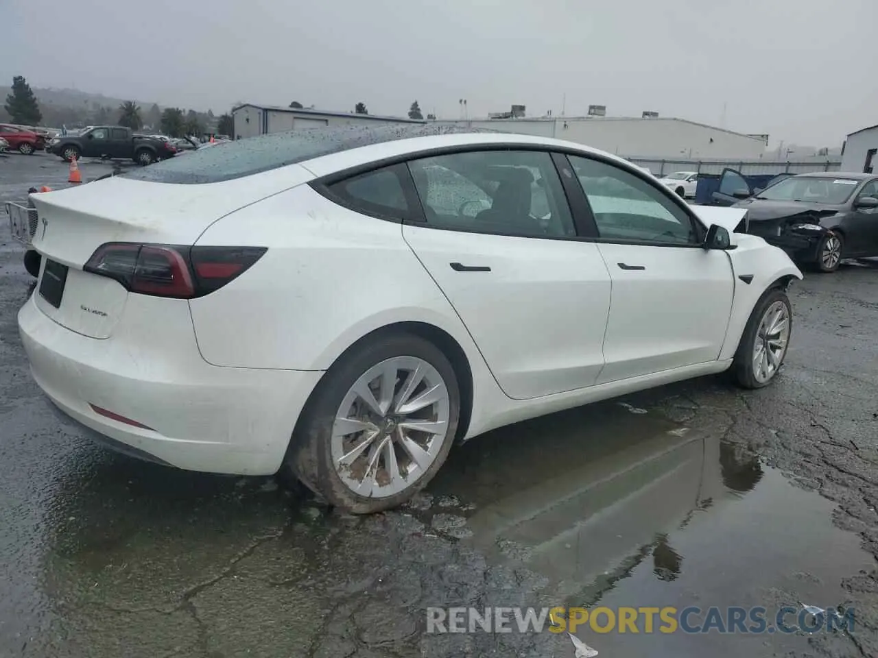 3 fotografías del automóvil dañado 5YJ3E1EAXPF544233 TESLA MODEL 3 2023