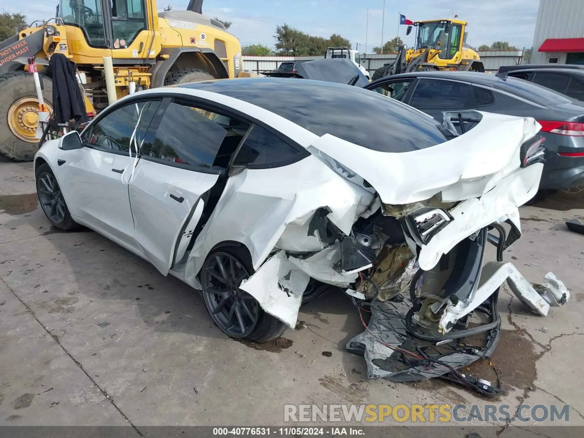 3 fotografías del automóvil dañado 5YJ3E1EAXPF568063 TESLA MODEL 3 2023