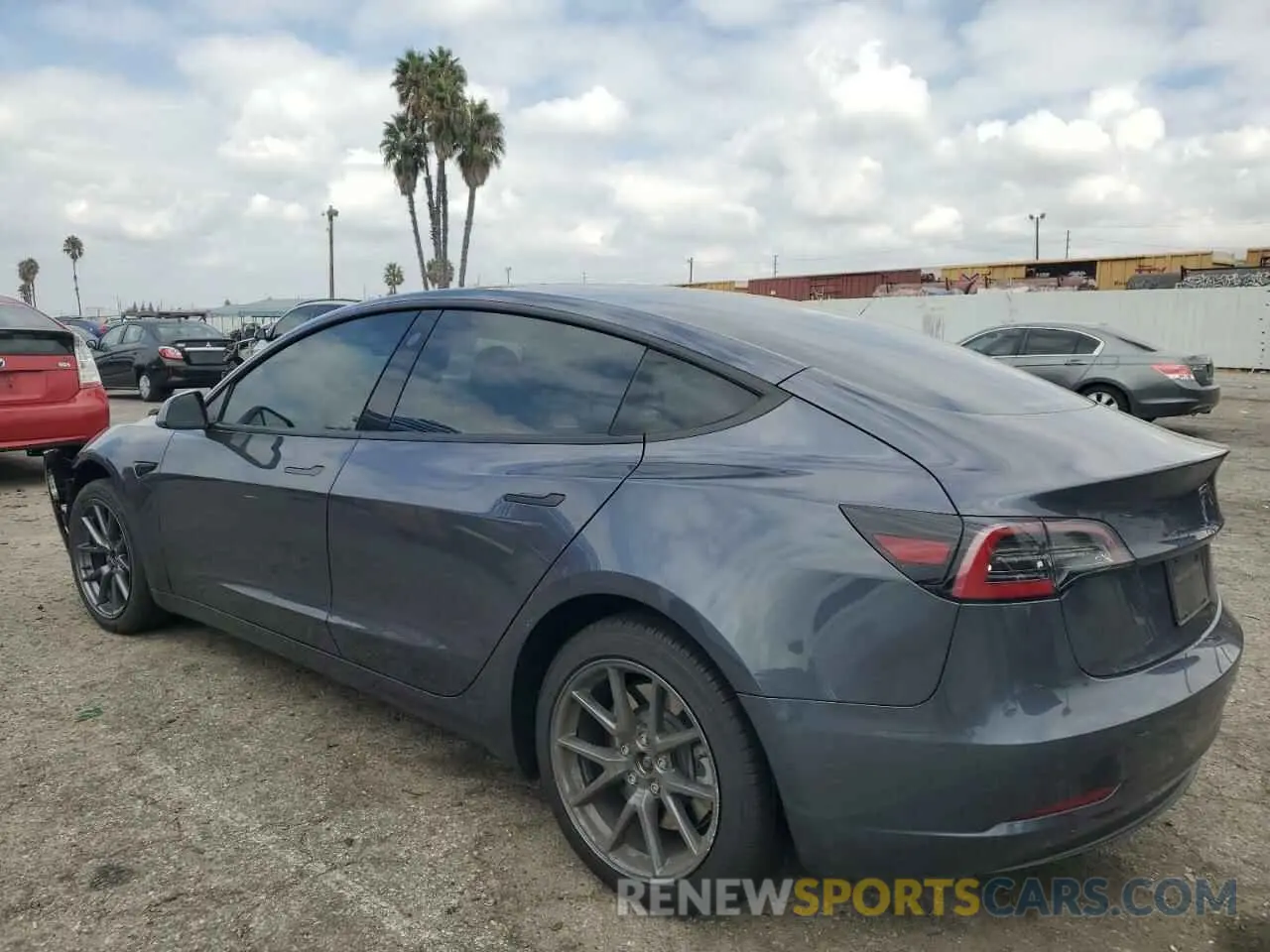 2 fotografías del automóvil dañado 5YJ3E1EAXPF570668 TESLA MODEL 3 2023