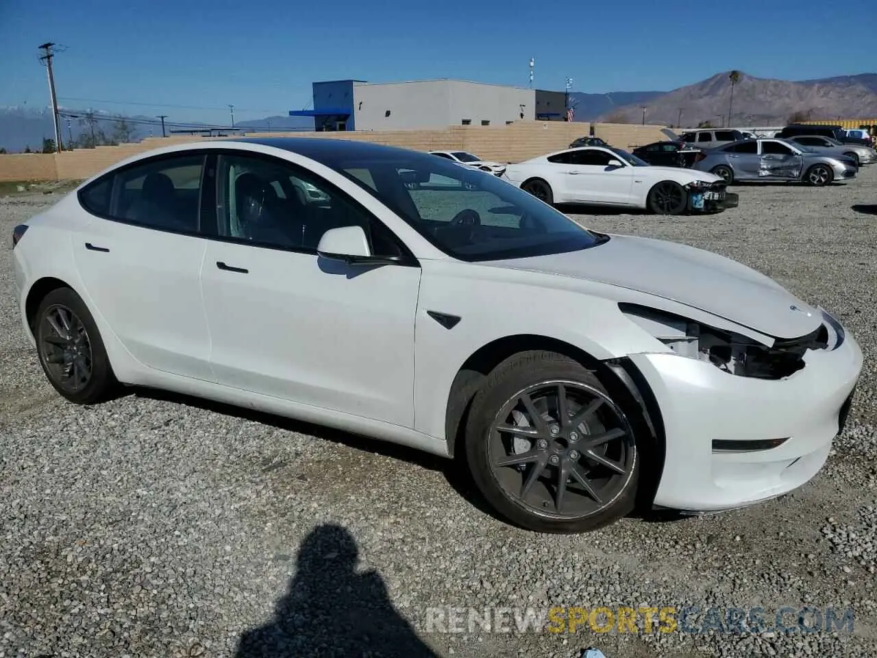 4 fotografías del automóvil dañado 5YJ3E1EAXPF571822 TESLA MODEL 3 2023