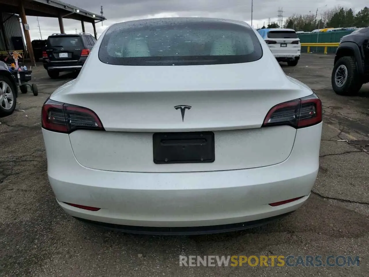 6 fotografías del automóvil dañado 5YJ3E1EAXPF600008 TESLA MODEL 3 2023