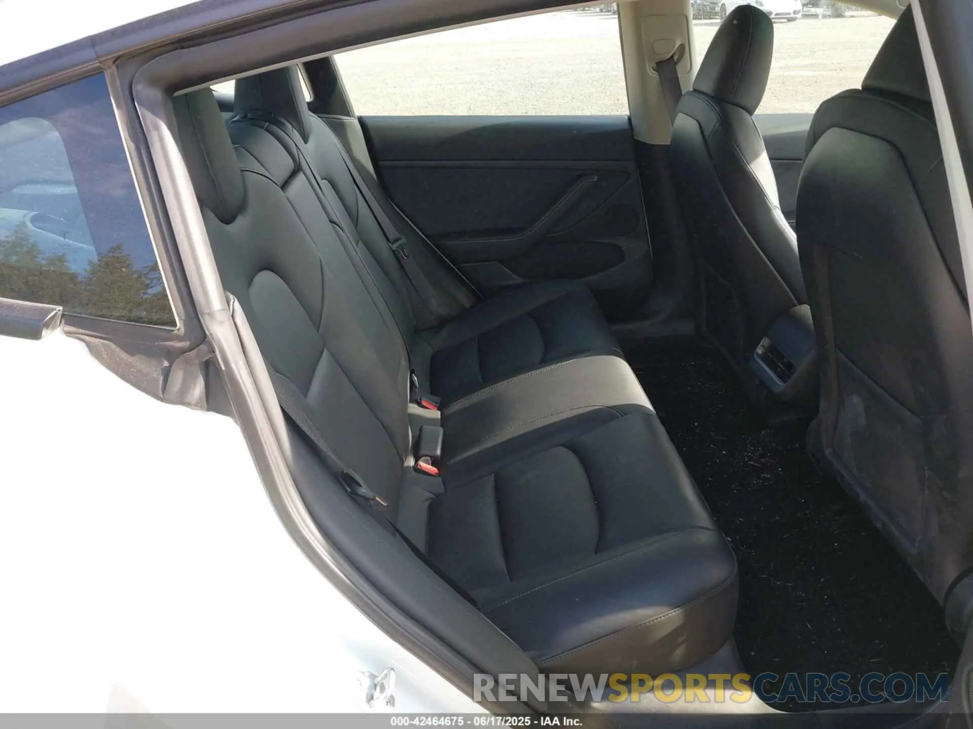 8 fotografías del automóvil dañado 5YJ3E1EAXPF609792 TESLA MODEL 3 2023