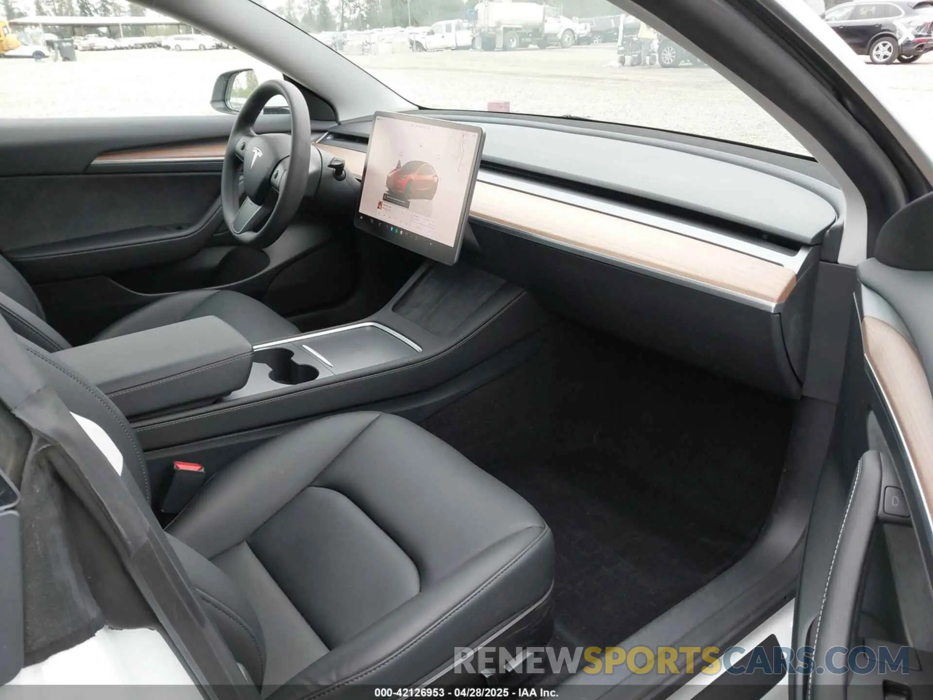 5 fotografías del automóvil dañado 5YJ3E1EAXPF611882 TESLA MODEL 3 2023