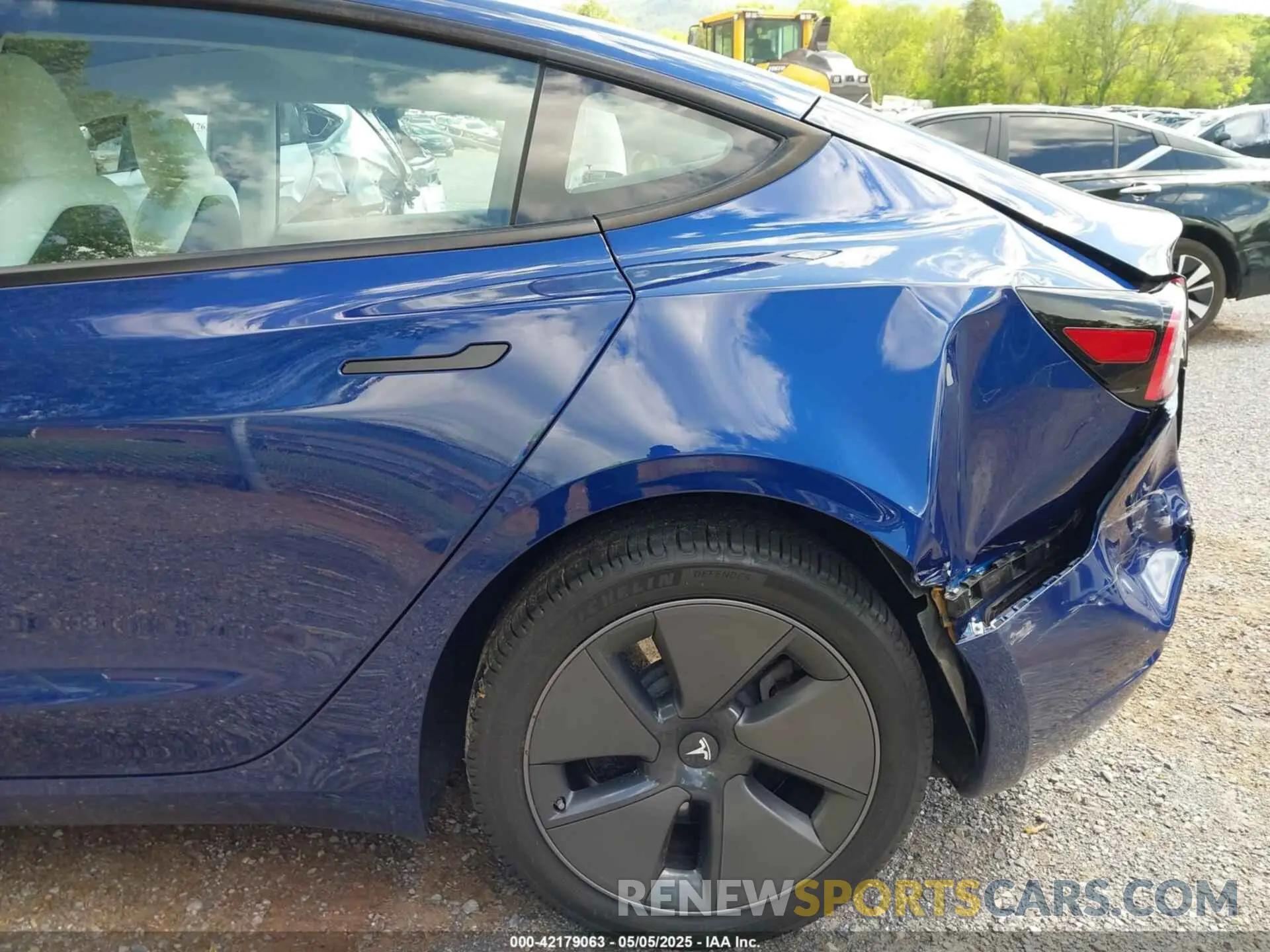19 fotografías del automóvil dañado 5YJ3E1EAXPF620484 TESLA MODEL 3 2023