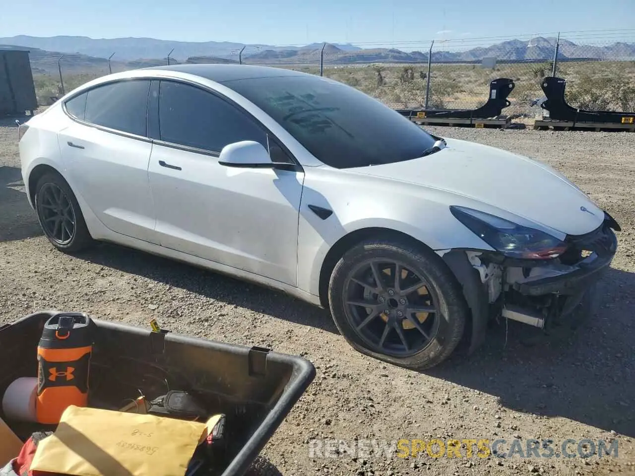 4 fotografías del automóvil dañado 5YJ3E1EAXPF641657 TESLA MODEL 3 2023