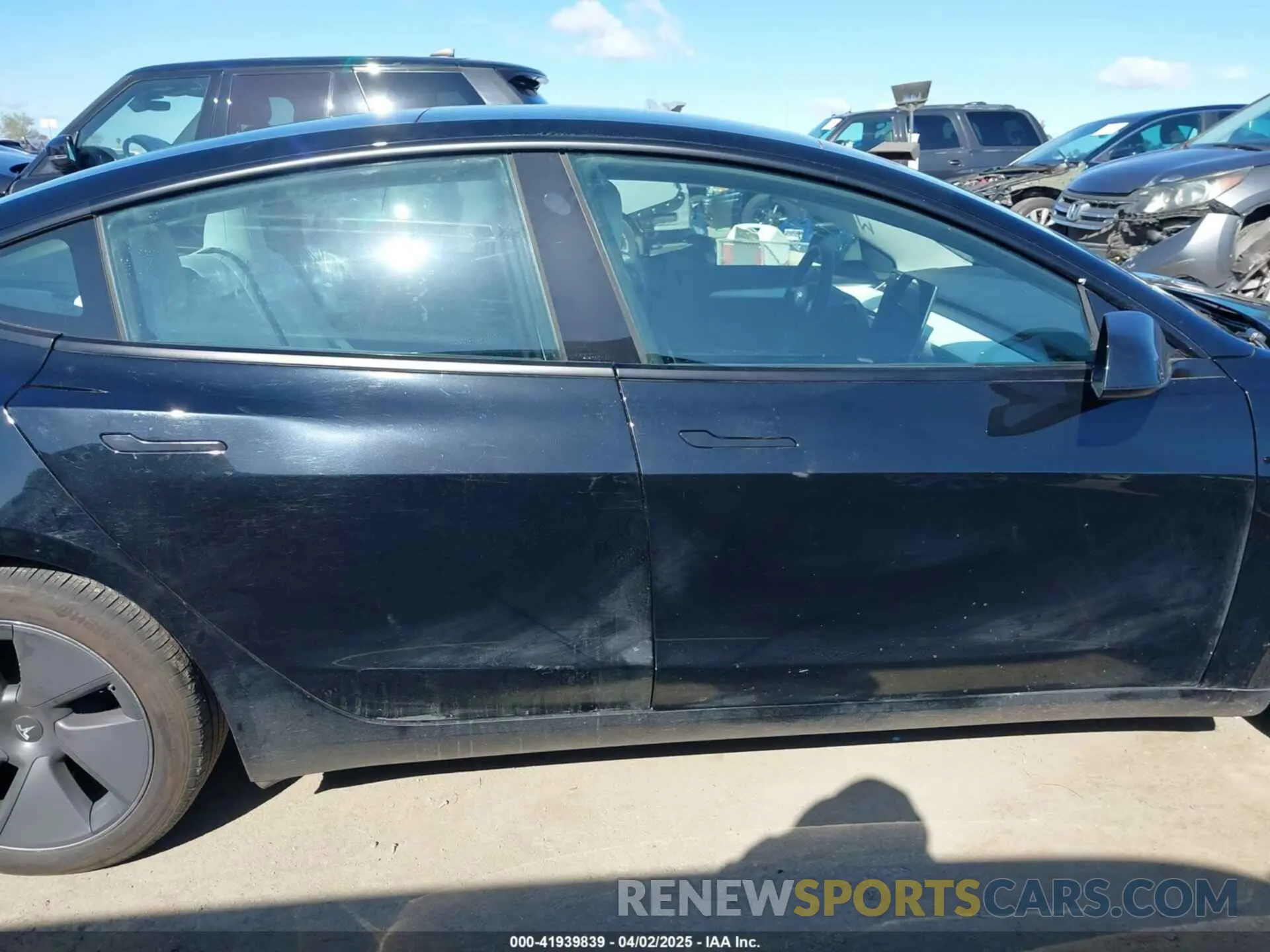 14 fotografías del automóvil dañado 5YJ3E1EAXPF700125 TESLA MODEL 3 2023