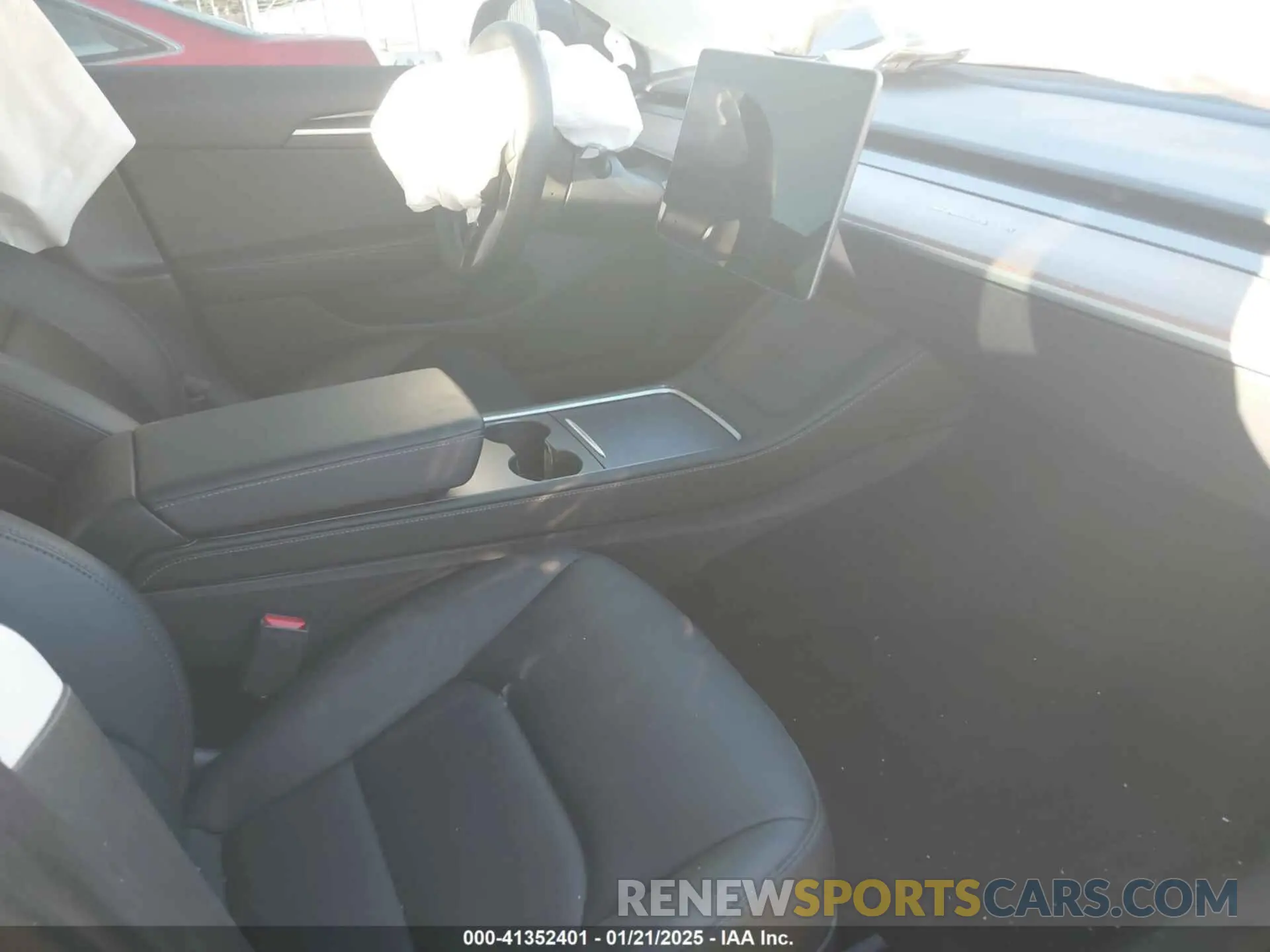 5 fotografías del automóvil dañado 5YJ3E1EAXPF707026 TESLA MODEL 3 2023