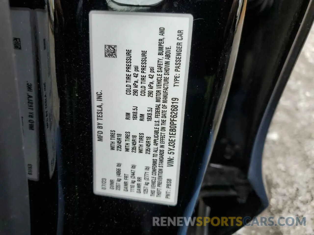 12 fotografías del automóvil dañado 5YJ3E1EB0PF626819 TESLA MODEL 3 2023