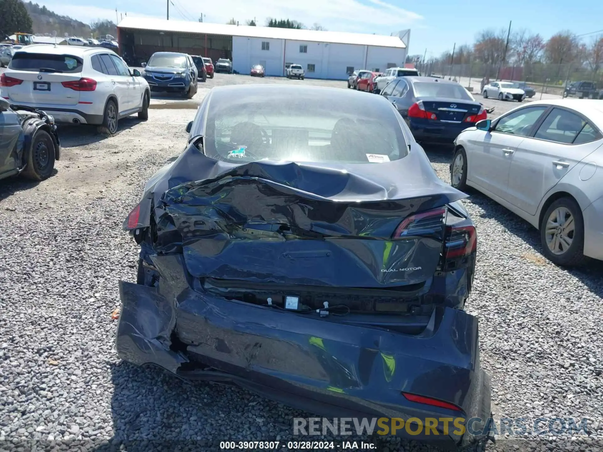 16 fotografías del automóvil dañado 5YJ3E1EB0PF629610 TESLA MODEL 3 2023