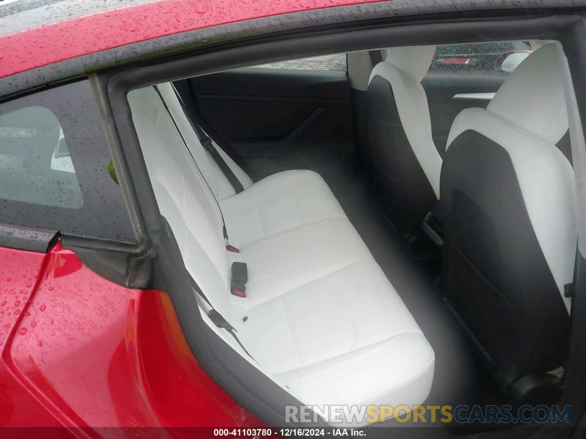 8 fotografías del automóvil dañado 5YJ3E1EB0PF656970 TESLA MODEL 3 2023