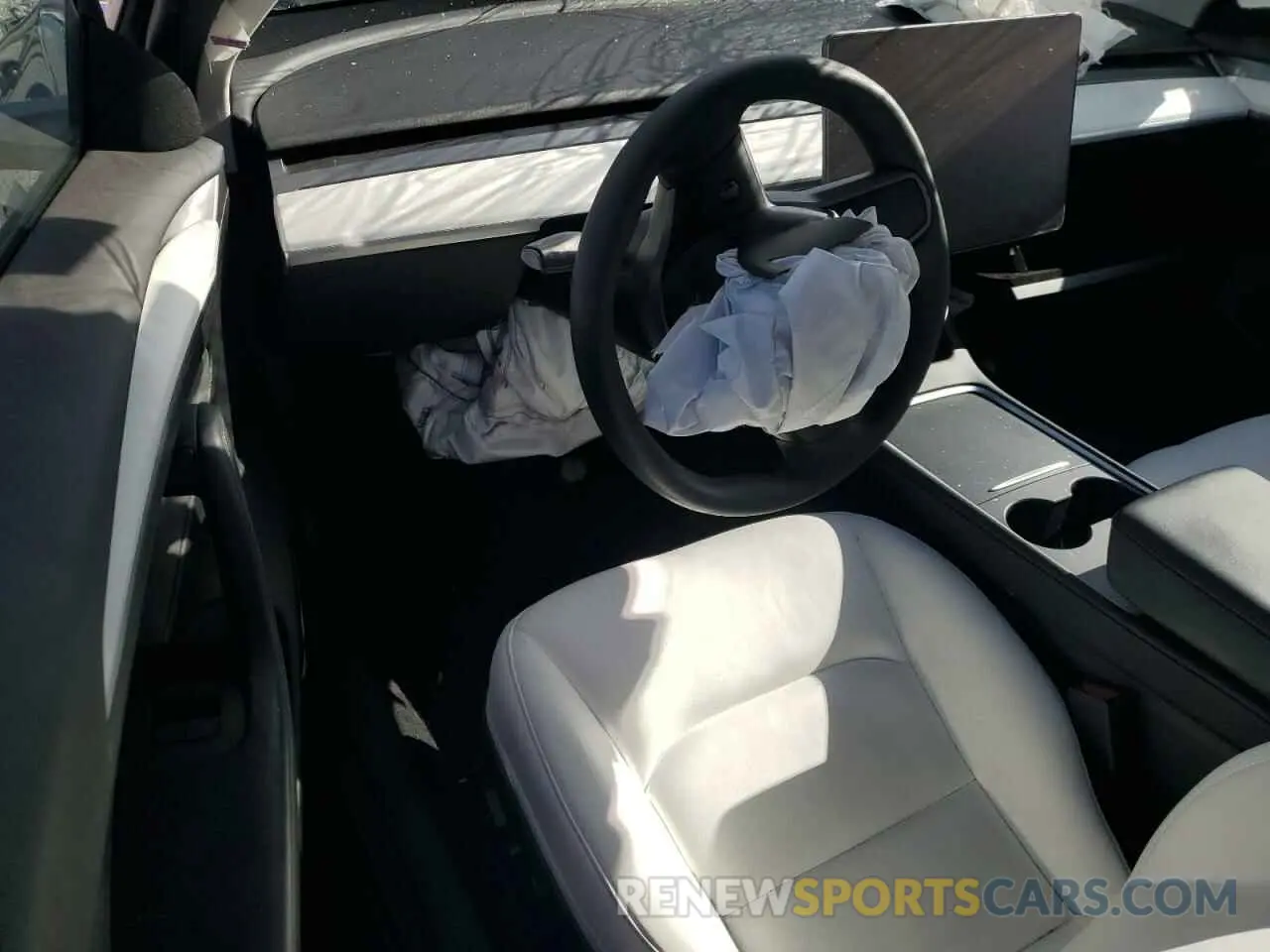 8 fotografías del automóvil dañado 5YJ3E1EB0PF683800 TESLA MODEL 3 2023