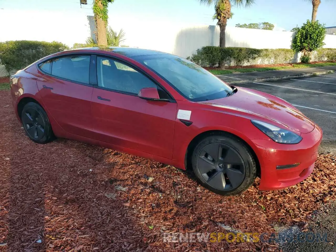 4 fotografías del automóvil dañado 5YJ3E1EB1PF386583 TESLA MODEL 3 2023