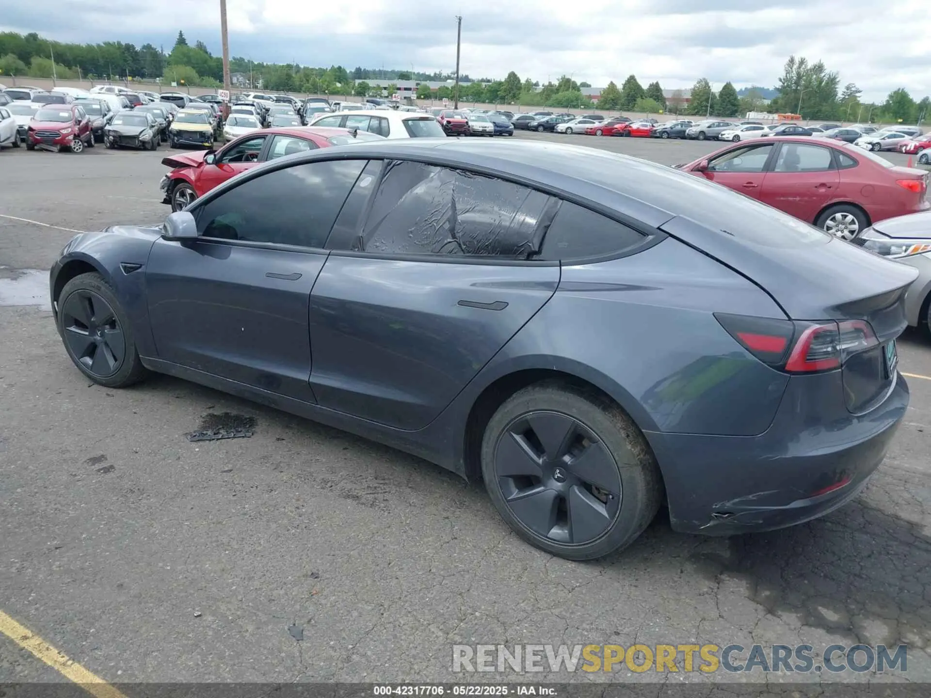 3 fotografías del automóvil dañado 5YJ3E1EB1PF391590 TESLA MODEL 3 2023