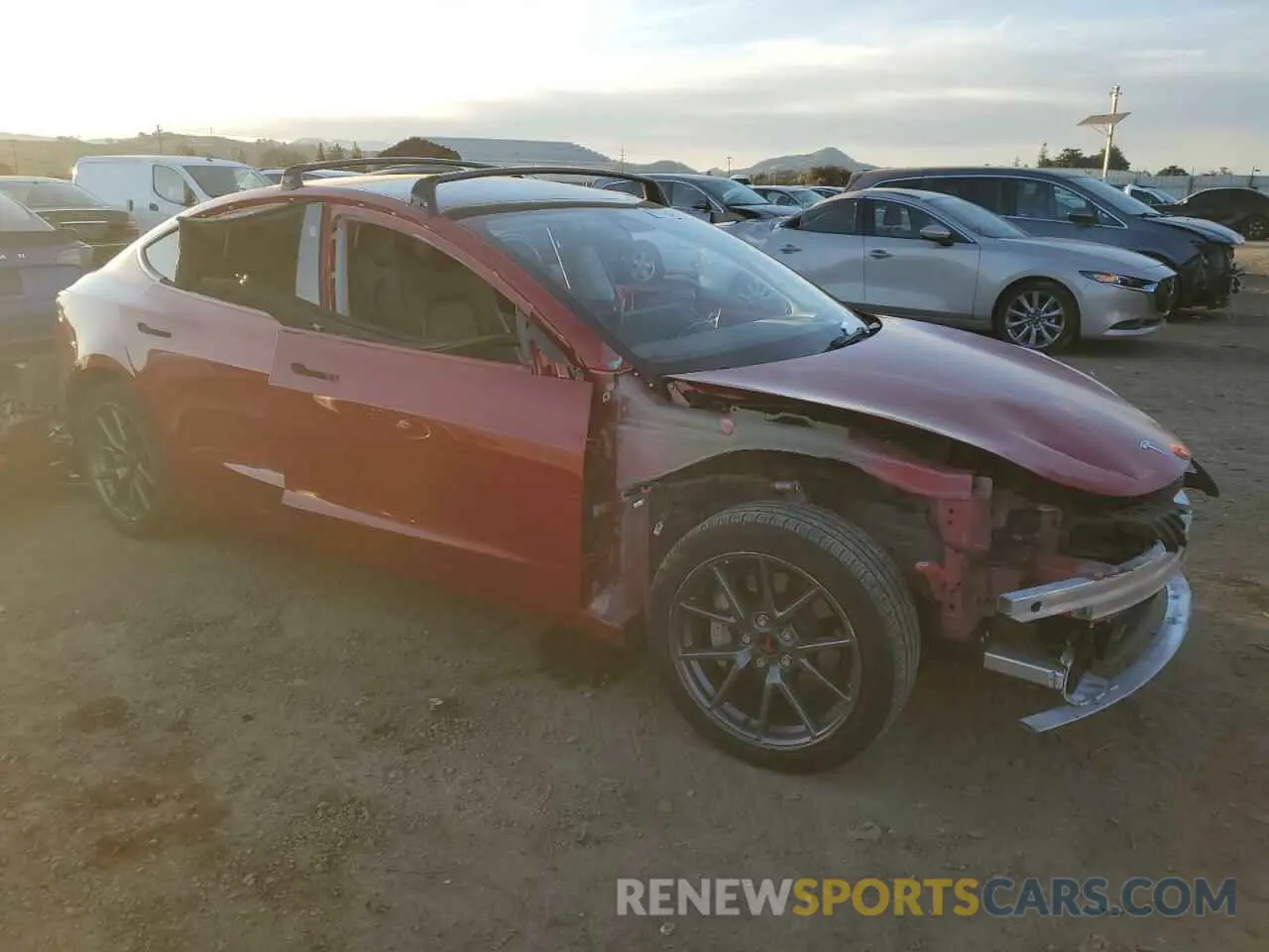 4 fotografías del automóvil dañado 5YJ3E1EB1PF462240 TESLA MODEL 3 2023