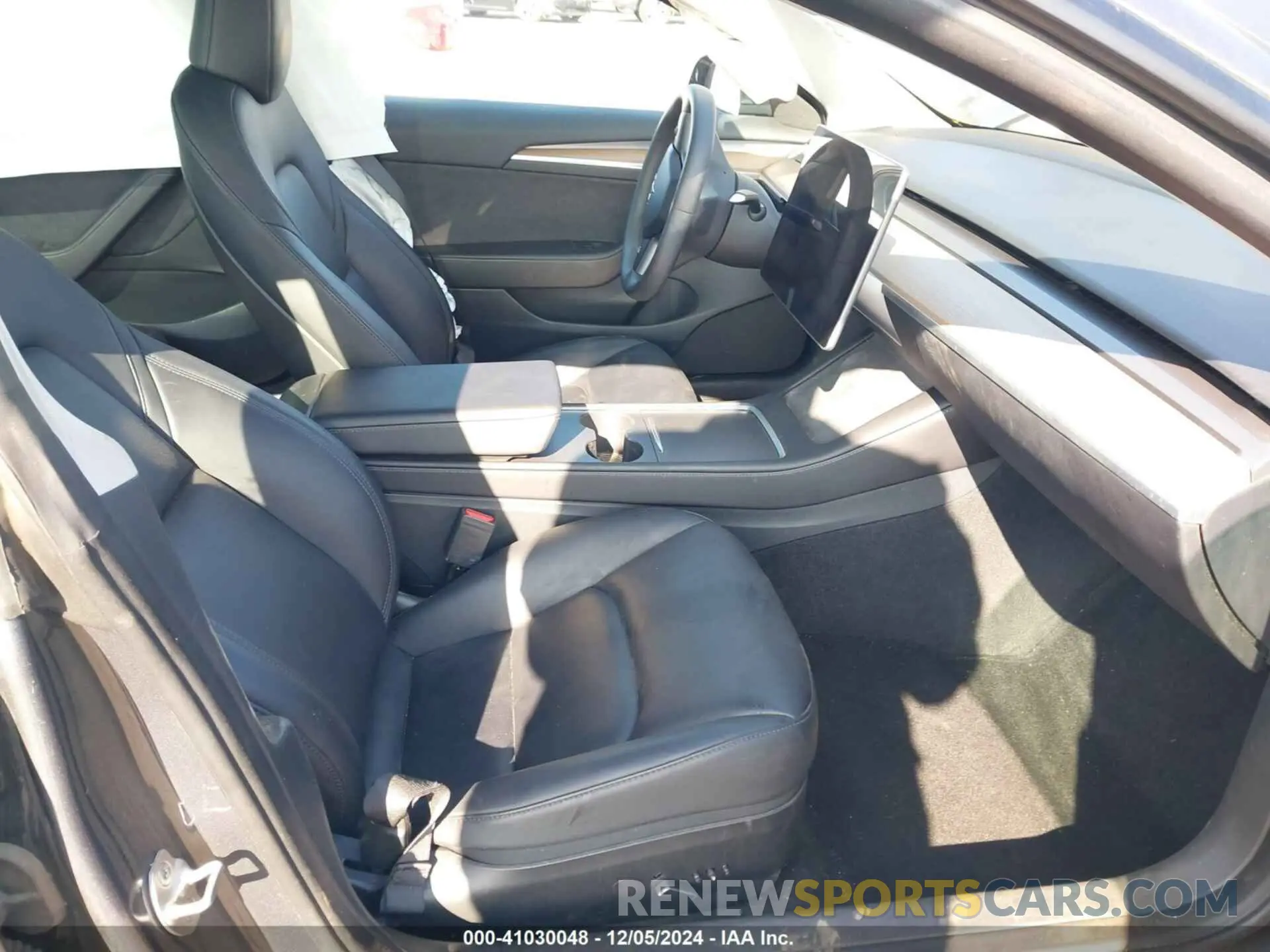 5 fotografías del automóvil dañado 5YJ3E1EB1PF661319 TESLA MODEL 3 2023