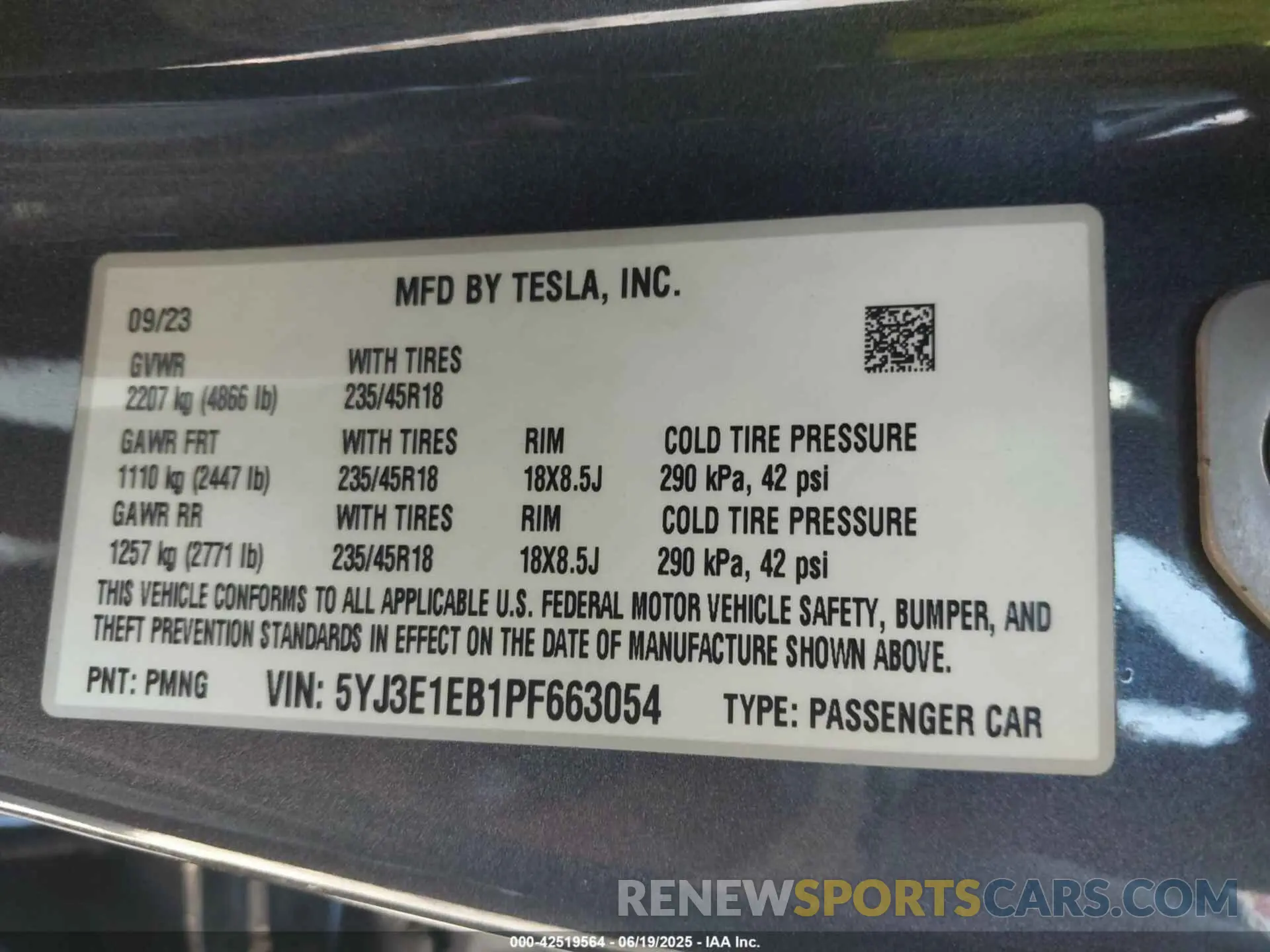 9 fotografías del automóvil dañado 5YJ3E1EB1PF663054 TESLA MODEL 3 2023