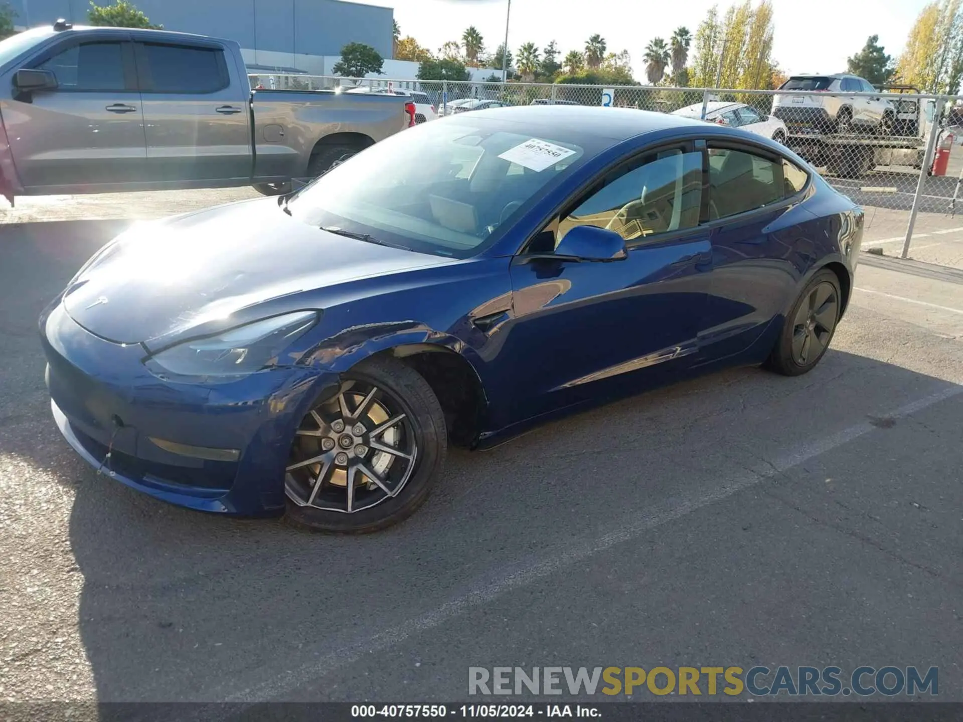 2 fotografías del automóvil dañado 5YJ3E1EB1PF670540 TESLA MODEL 3 2023