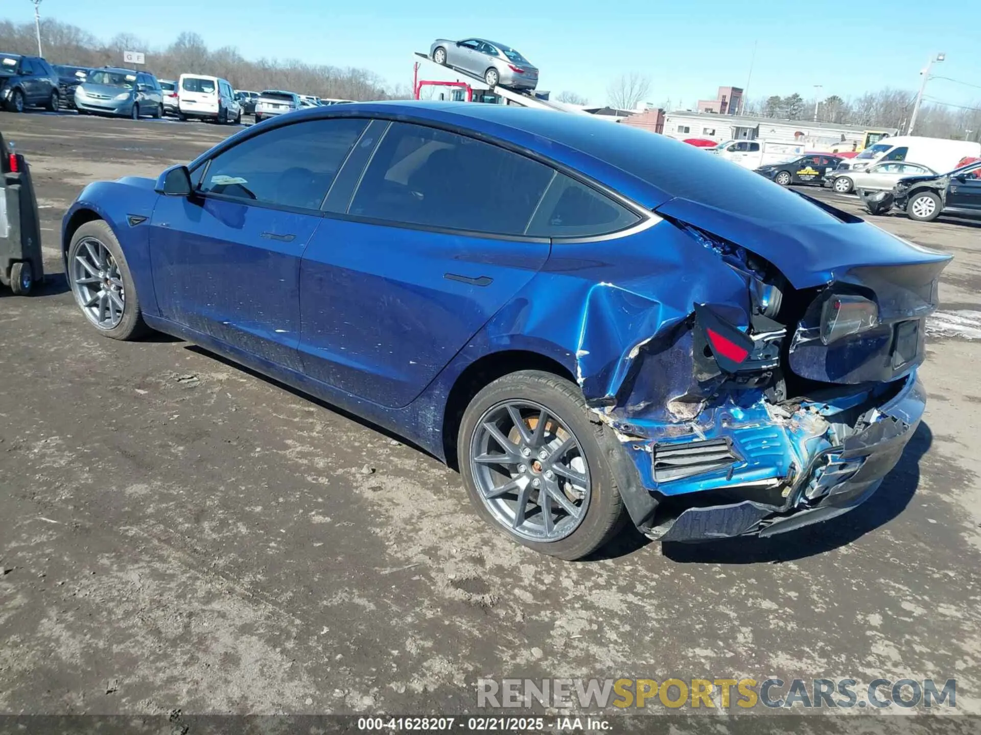 3 fotografías del automóvil dañado 5YJ3E1EB2PF602781 TESLA MODEL 3 2023