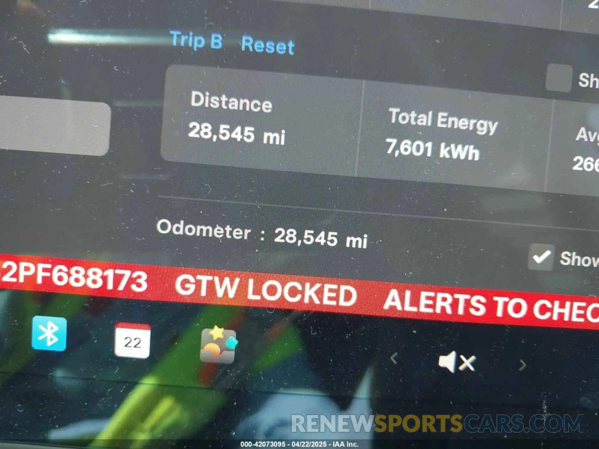 15 fotografías del automóvil dañado 5YJ3E1EB2PF688173 TESLA MODEL 3 2023