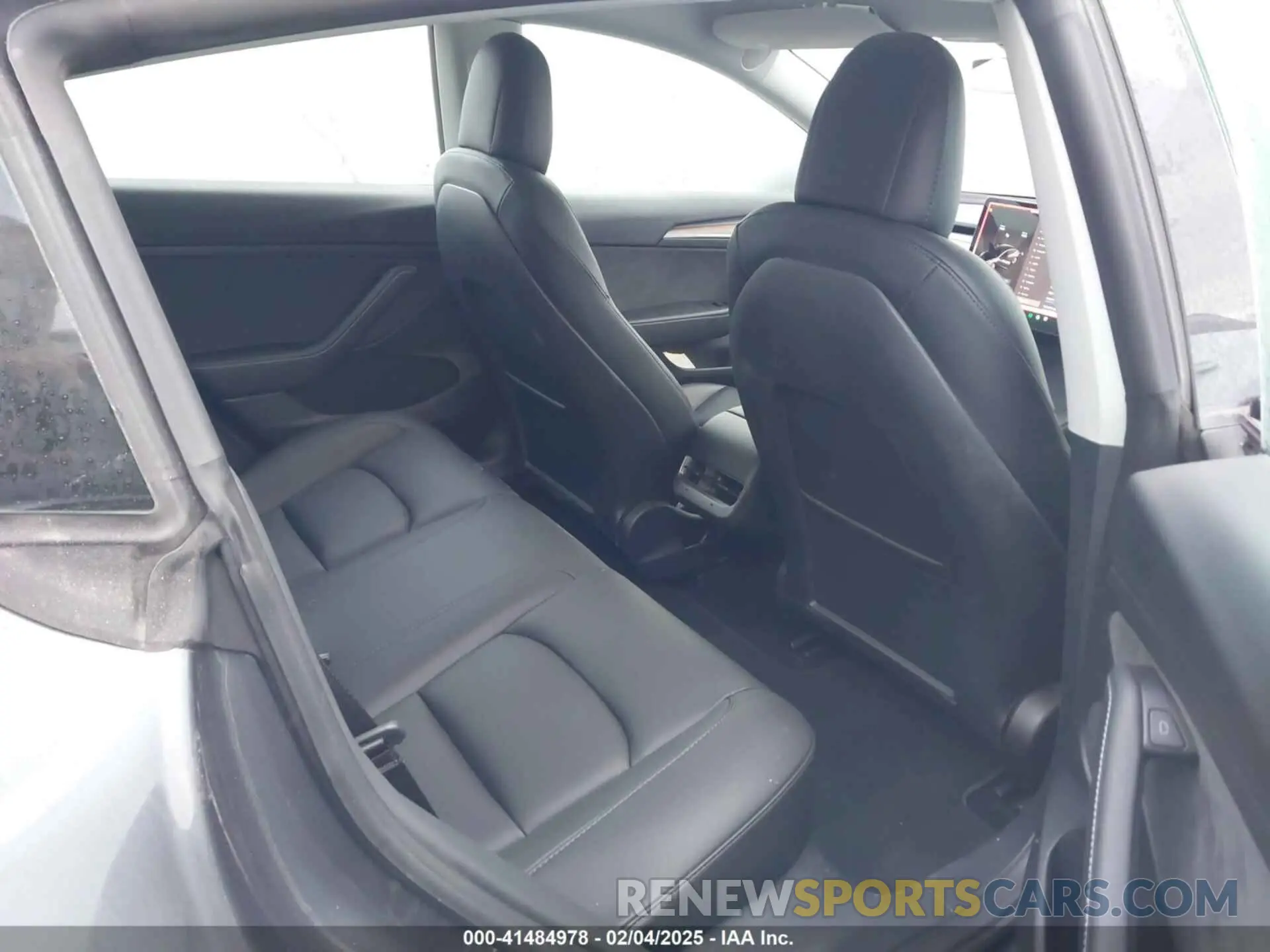 8 fotografías del automóvil dañado 5YJ3E1EB3PF389517 TESLA MODEL 3 2023