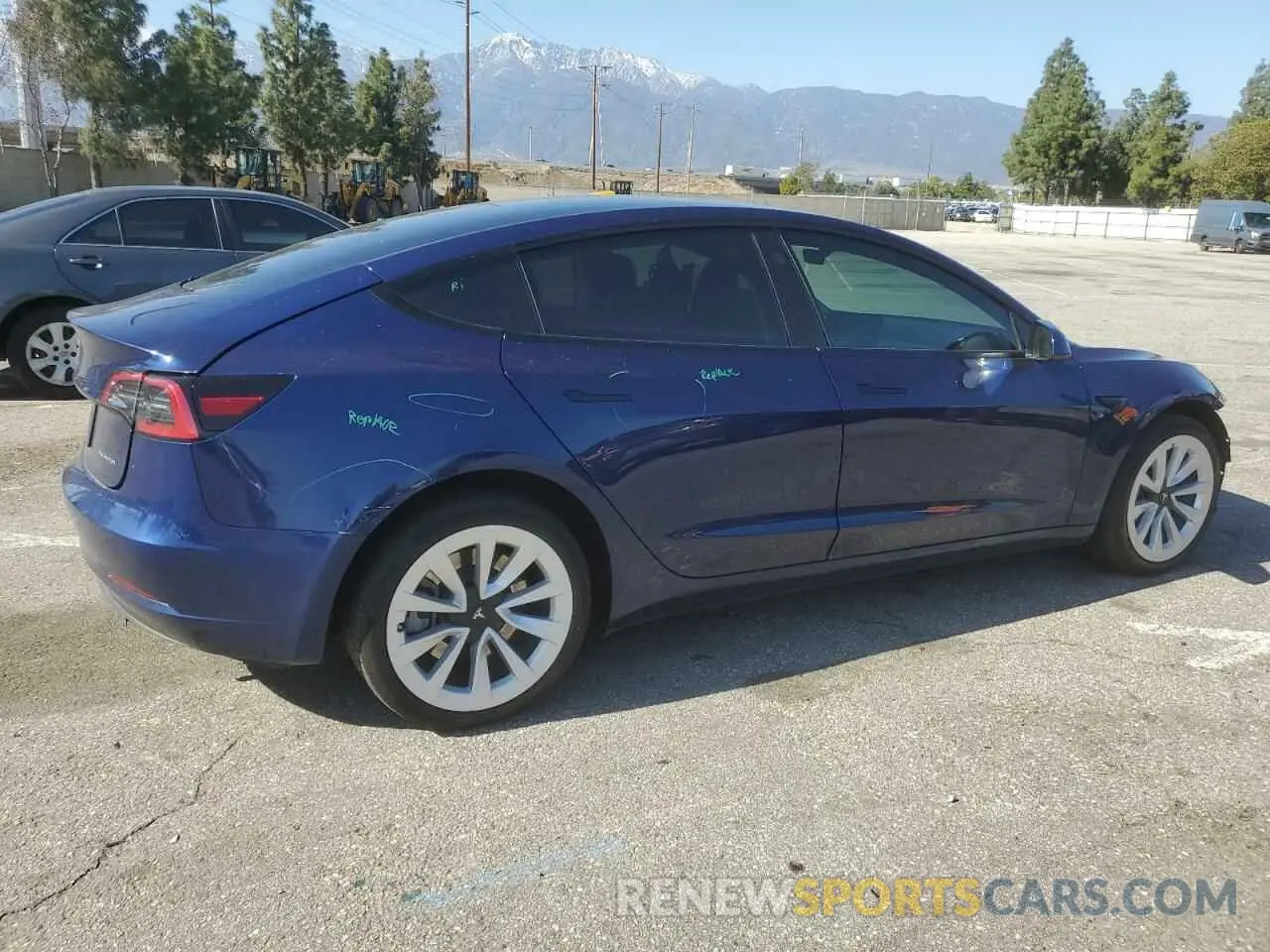 3 fotografías del automóvil dañado 5YJ3E1EB3PF633070 TESLA MODEL 3 2023