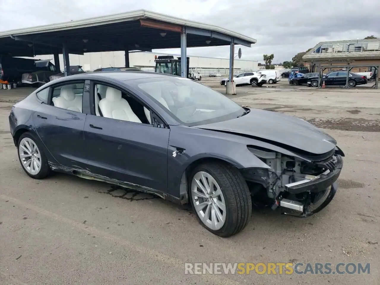 4 fotografías del automóvil dañado 5YJ3E1EB4PF637130 TESLA MODEL 3 2023