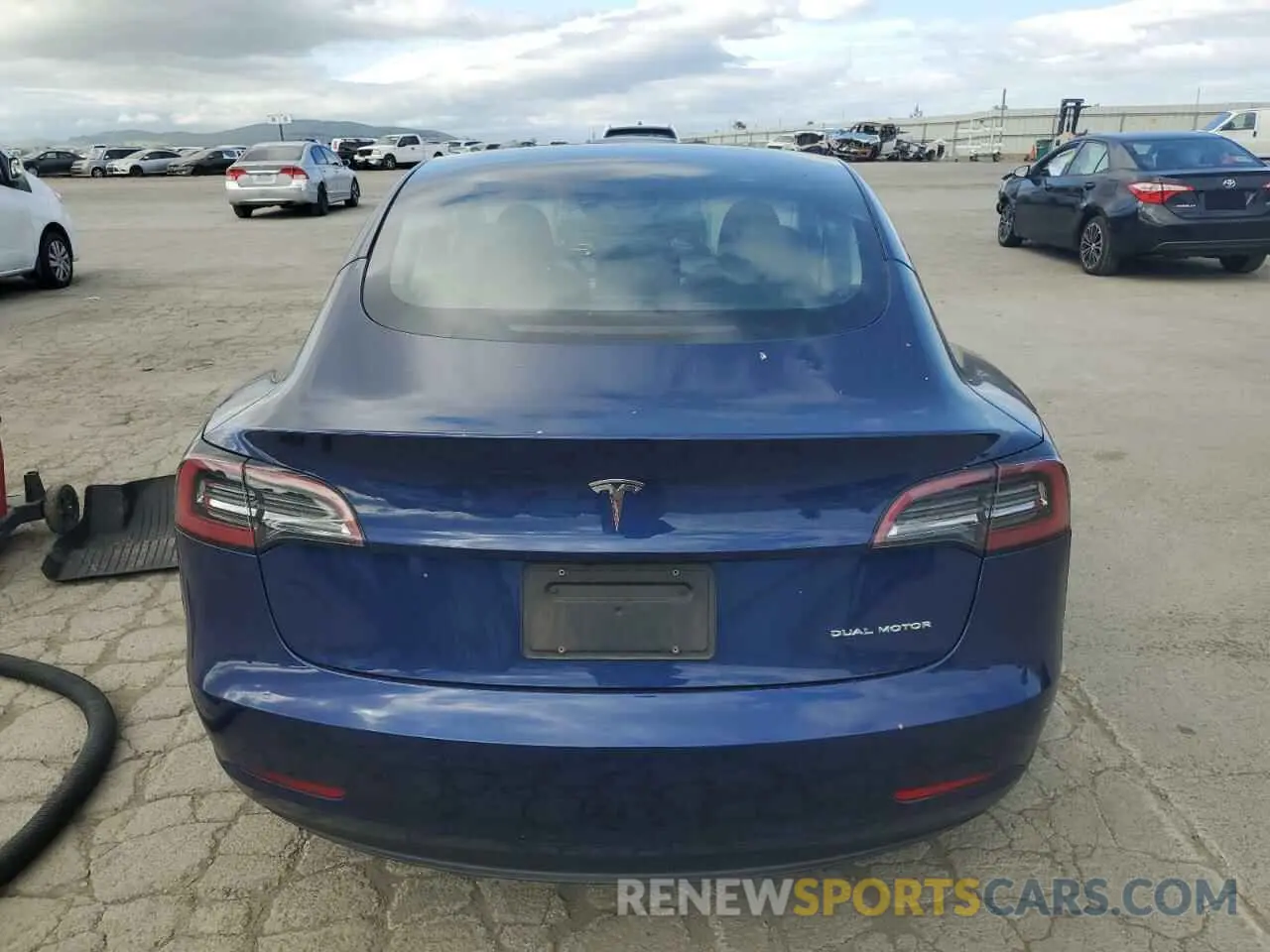 6 fotografías del automóvil dañado 5YJ3E1EB4PF704079 TESLA MODEL 3 2023