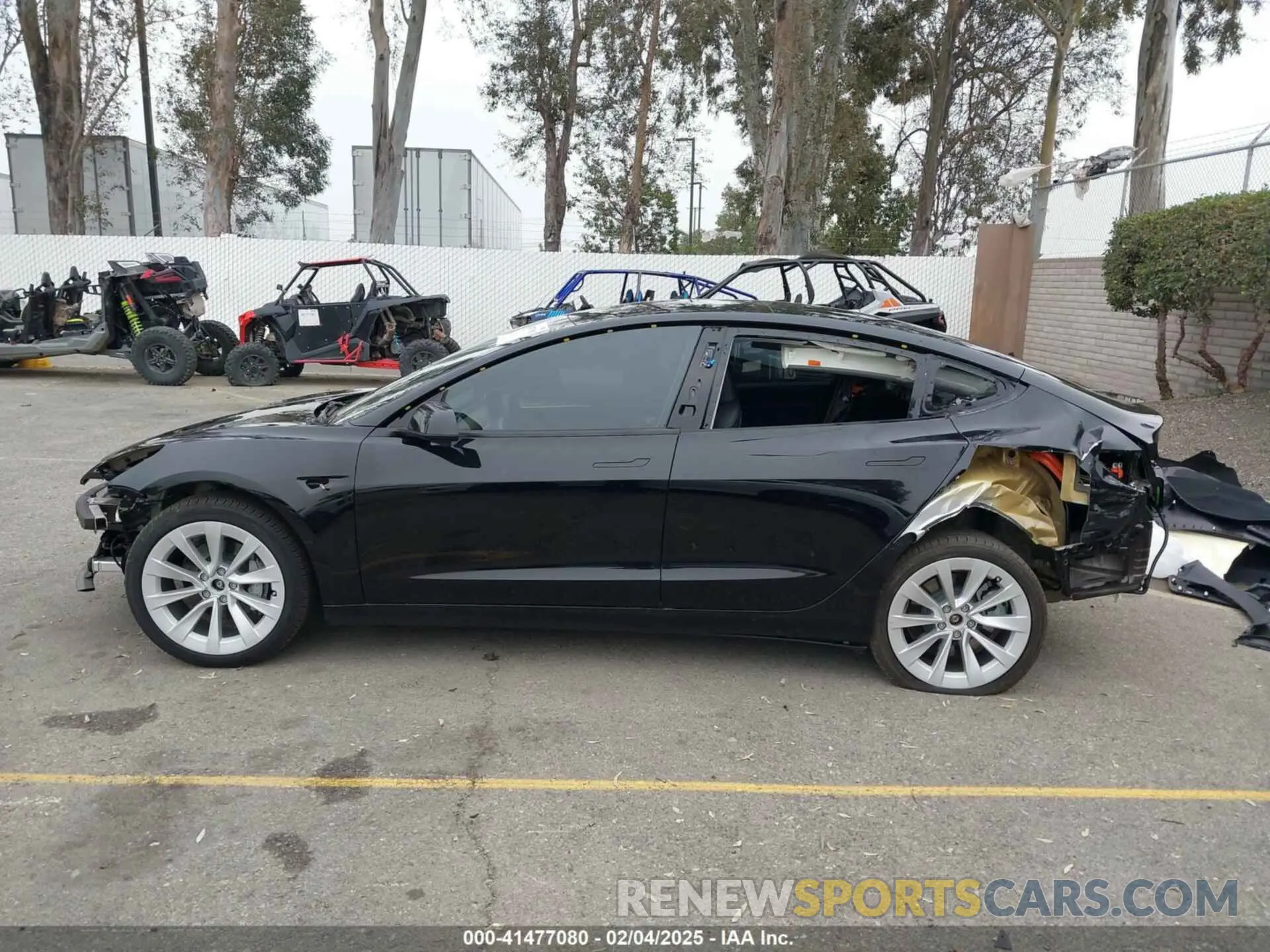 15 fotografías del automóvil dañado 5YJ3E1EB5PF594787 TESLA MODEL 3 2023