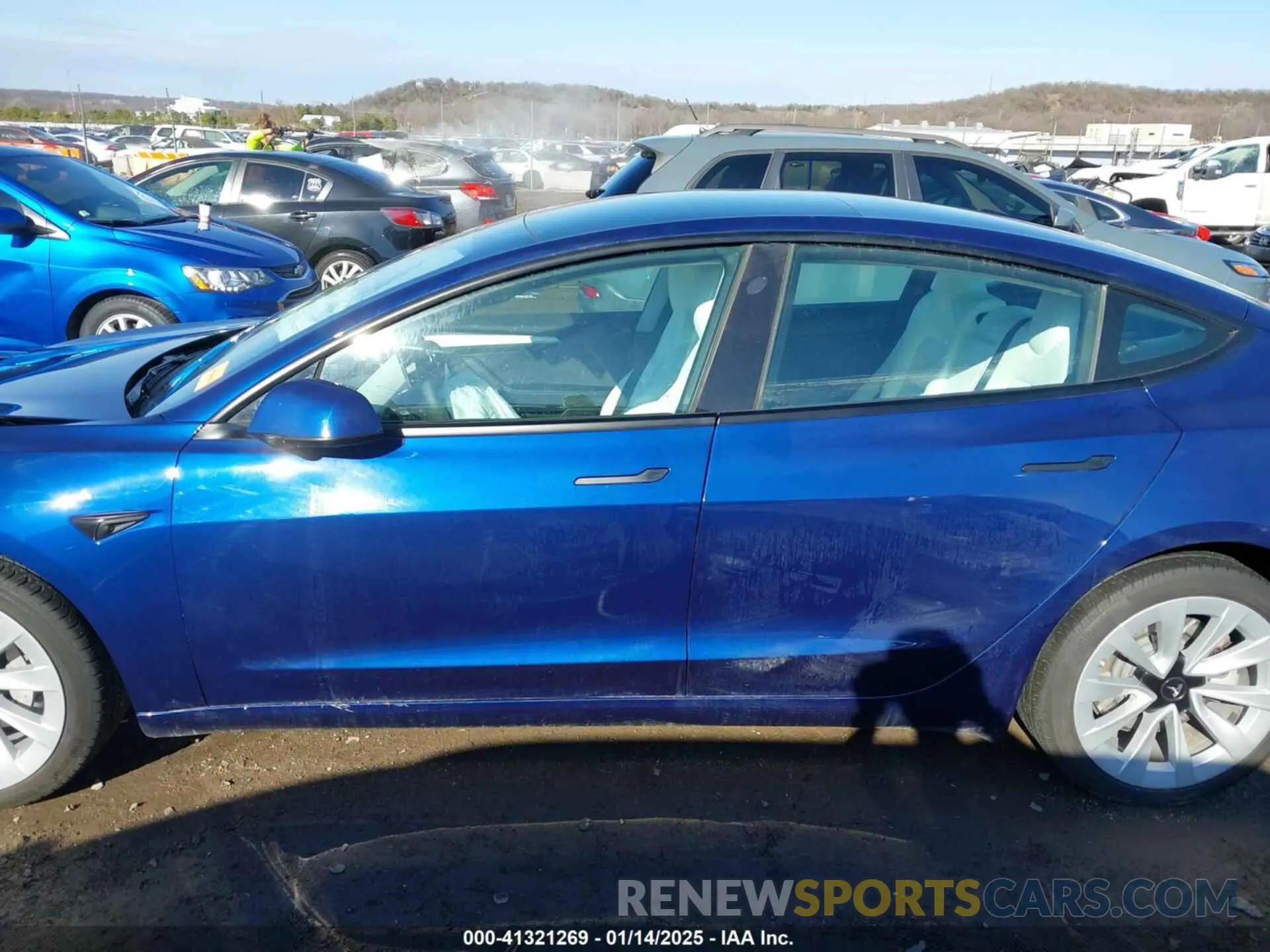 14 fotografías del automóvil dañado 5YJ3E1EB5PF623706 TESLA MODEL 3 2023