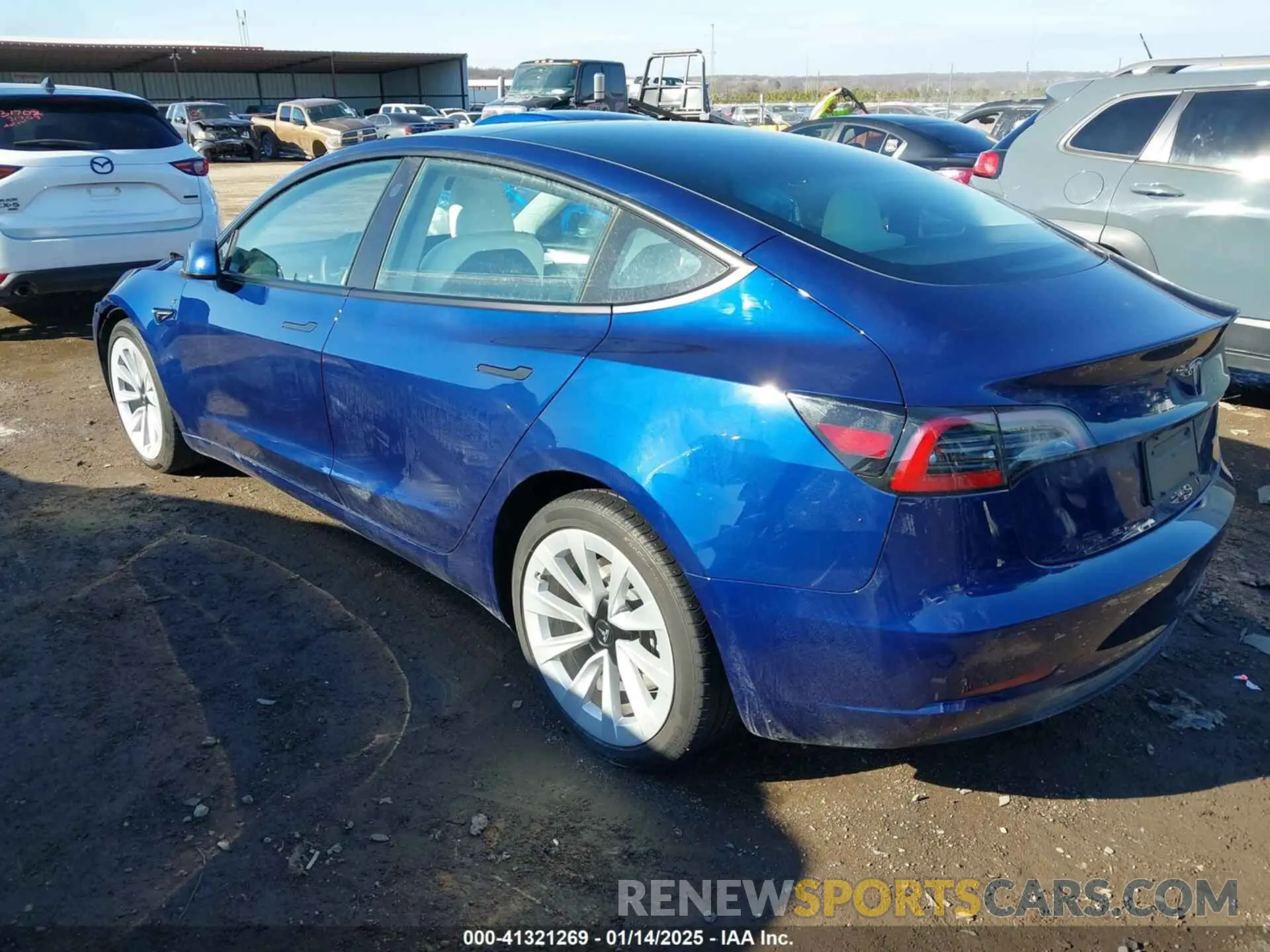3 fotografías del automóvil dañado 5YJ3E1EB5PF623706 TESLA MODEL 3 2023