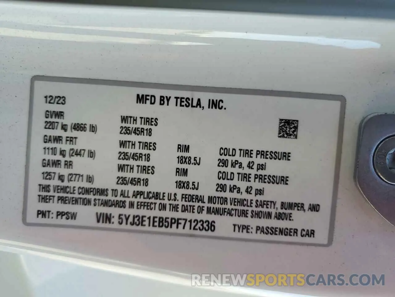 12 fotografías del automóvil dañado 5YJ3E1EB5PF712336 TESLA MODEL 3 2023