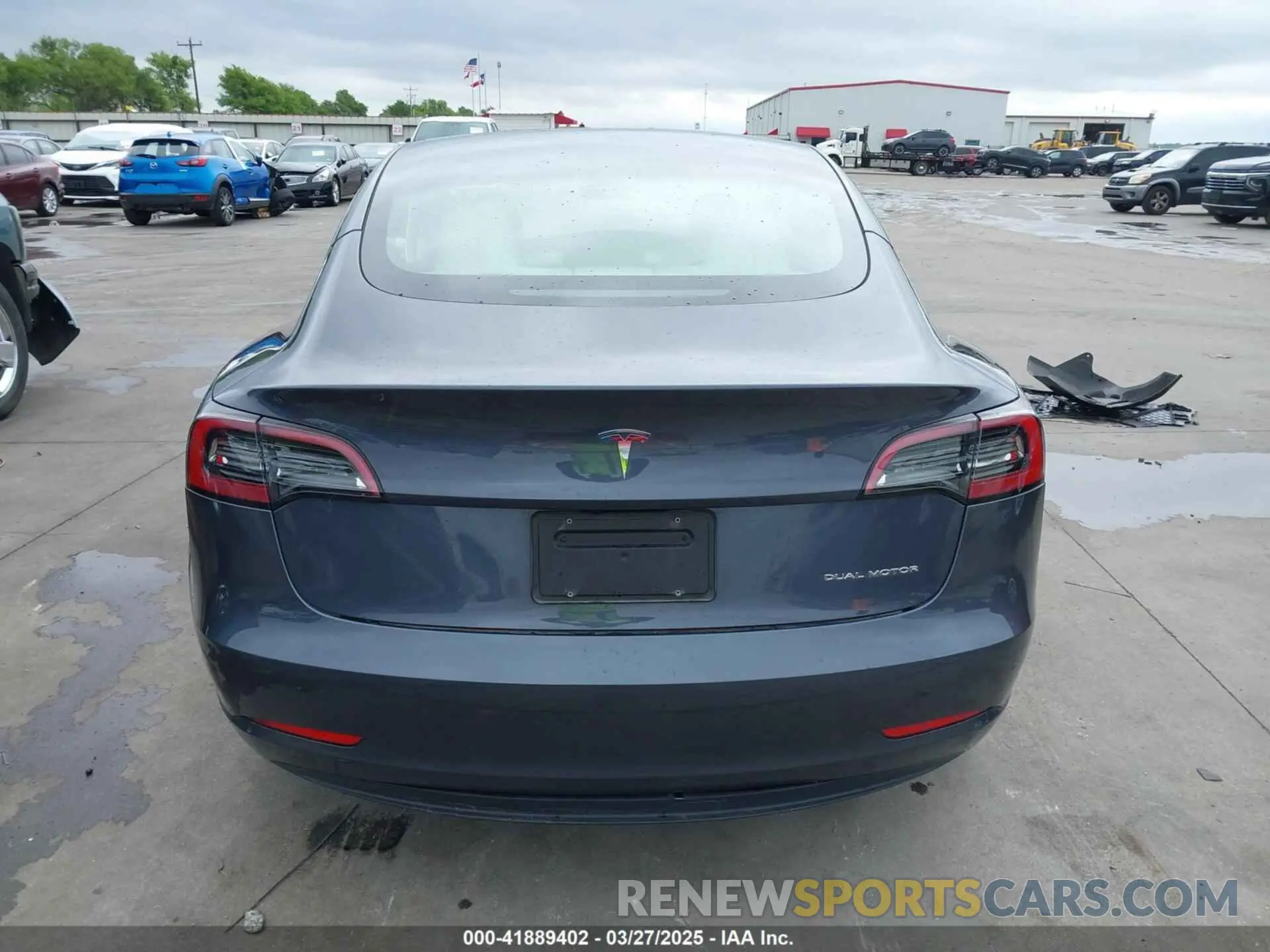 17 fotografías del automóvil dañado 5YJ3E1EB6PF632690 TESLA MODEL 3 2023