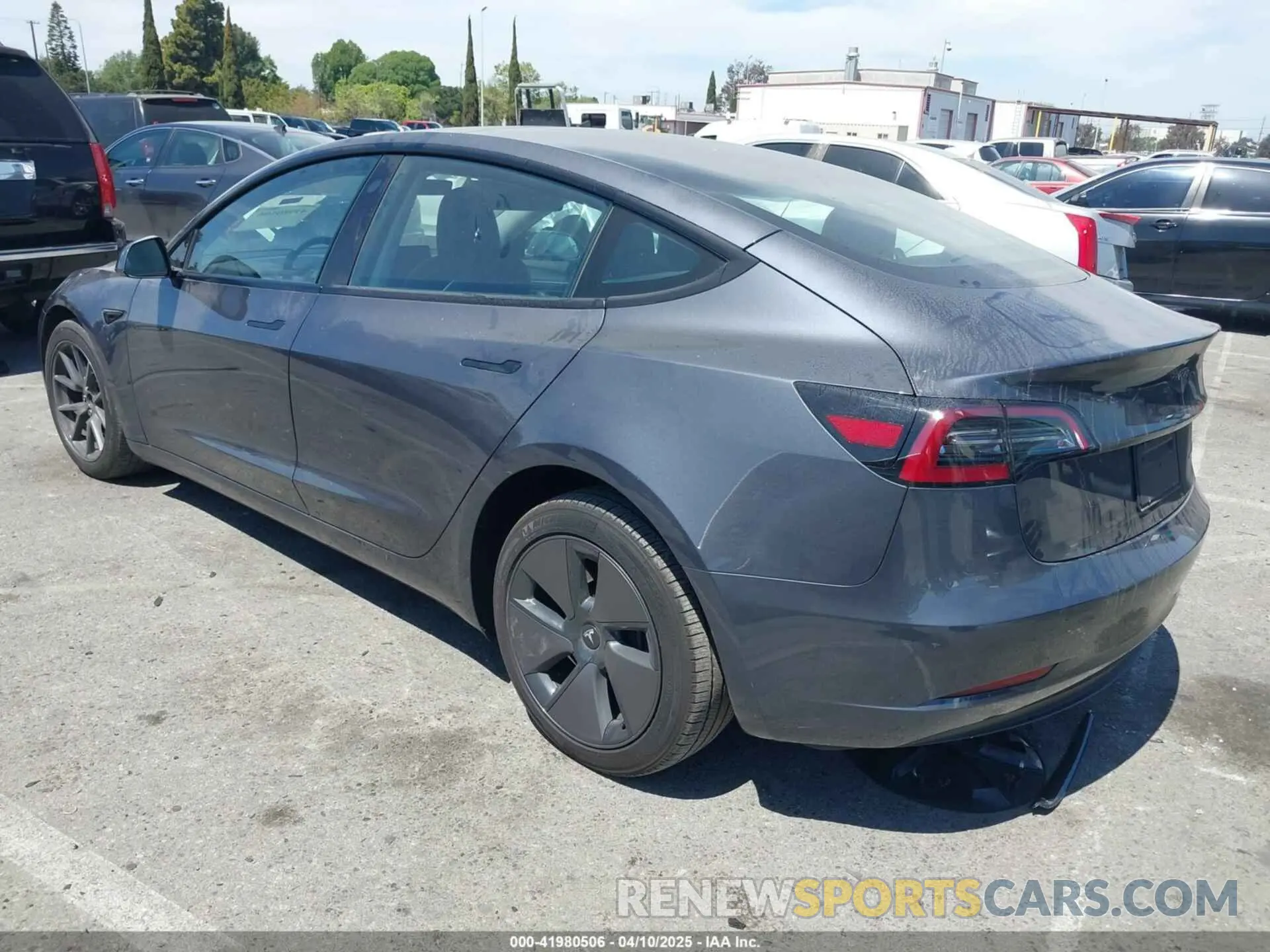 3 fotografías del automóvil dañado 5YJ3E1EB6PF682747 TESLA MODEL 3 2023