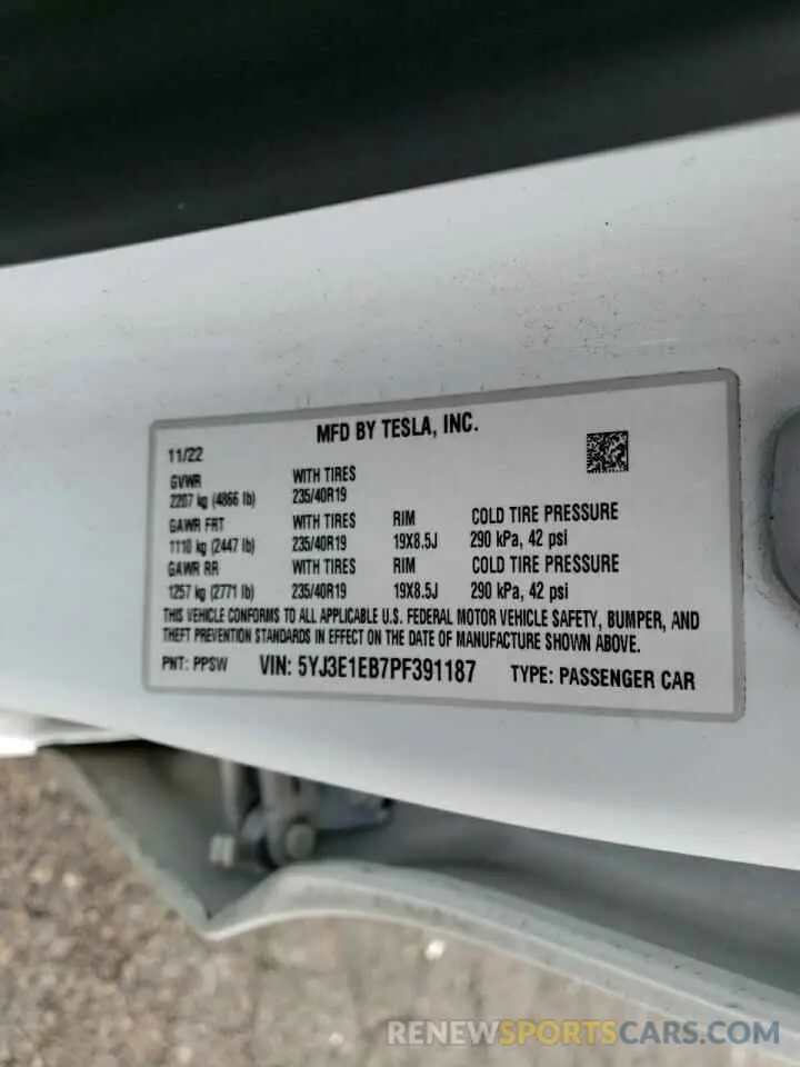 13 fotografías del automóvil dañado 5YJ3E1EB7PF391187 TESLA MODEL 3 2023