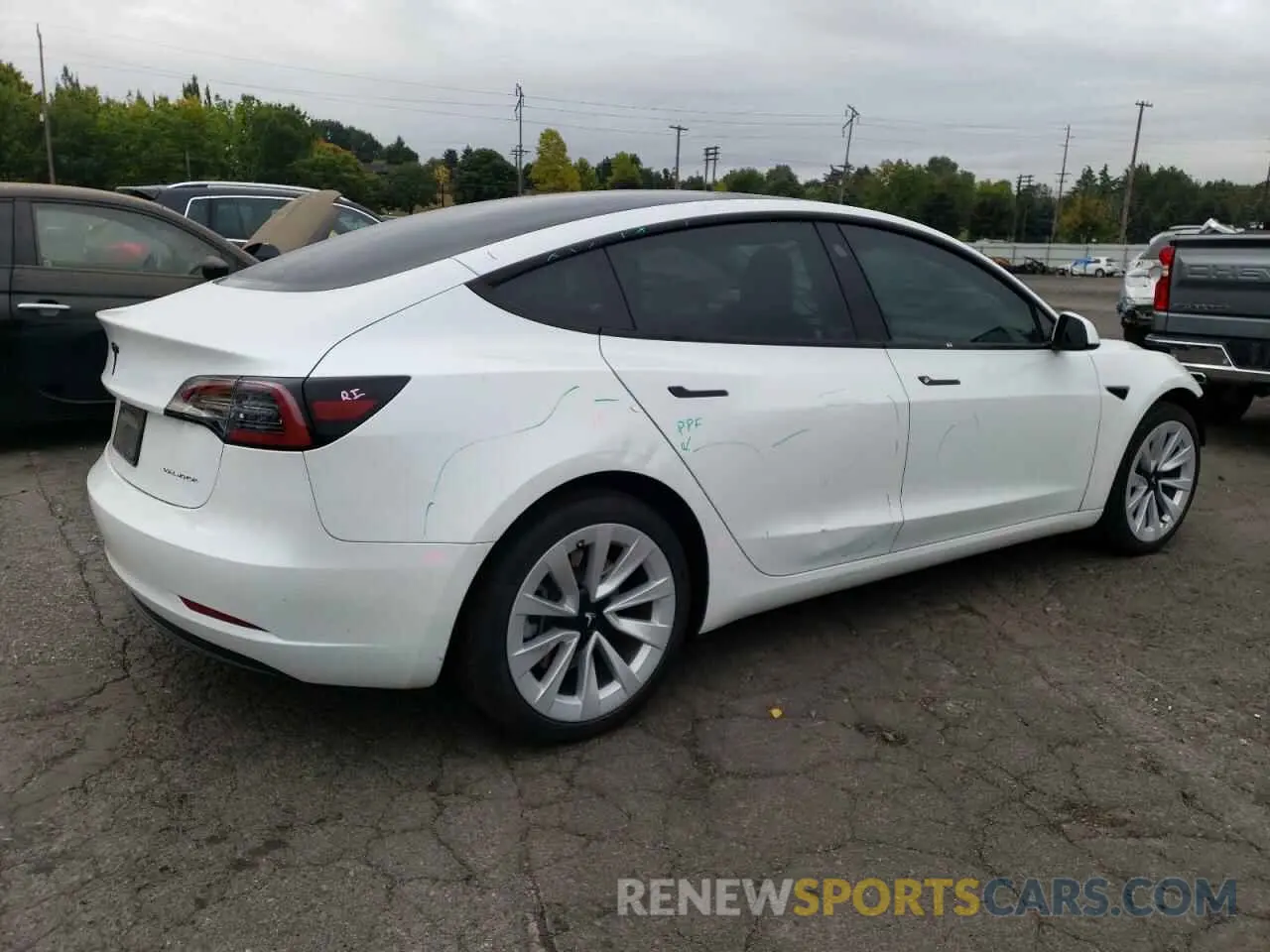 3 fotografías del automóvil dañado 5YJ3E1EB7PF391187 TESLA MODEL 3 2023